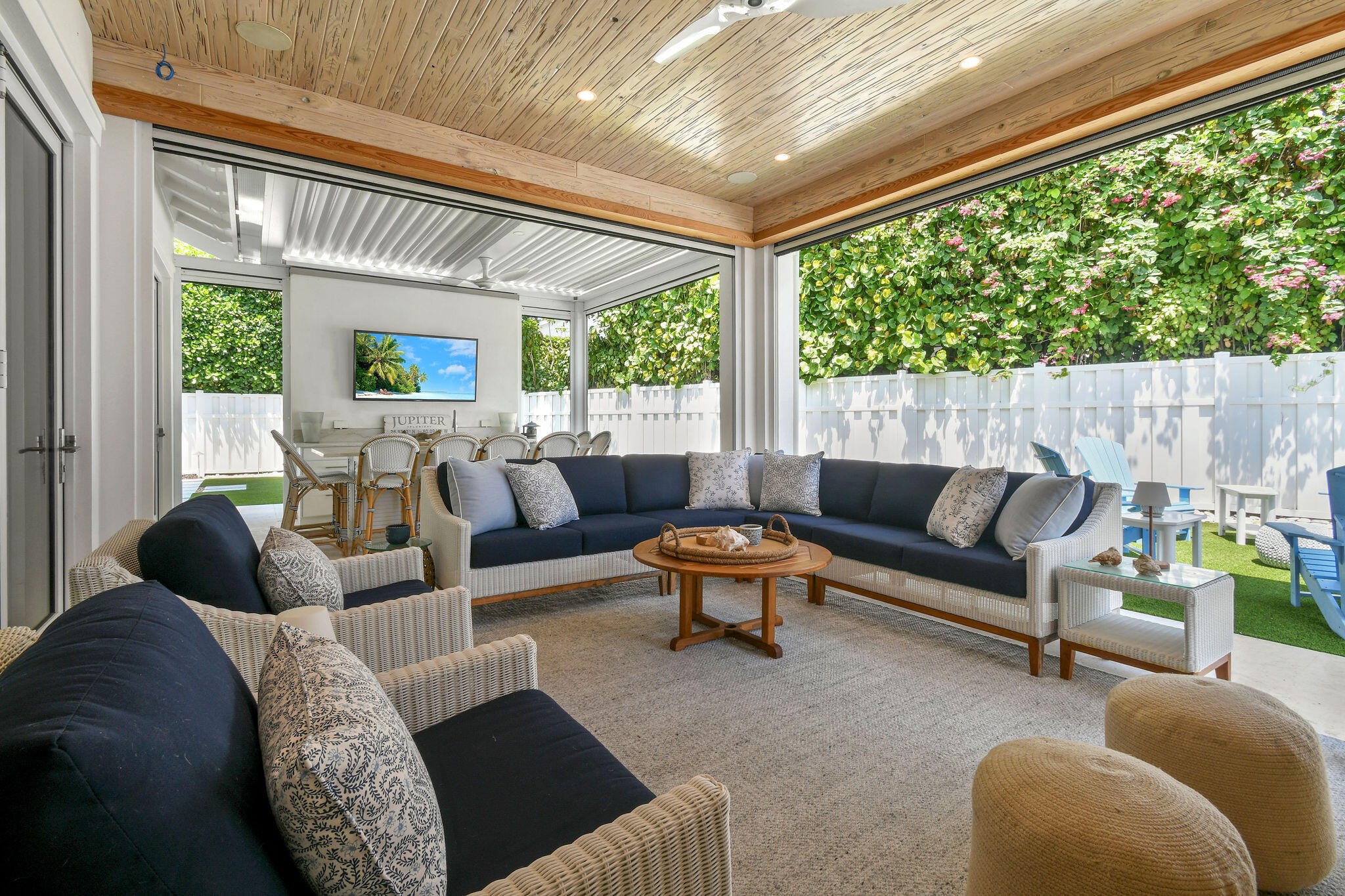 JUPITER INLET BEACH COLONY - Residential