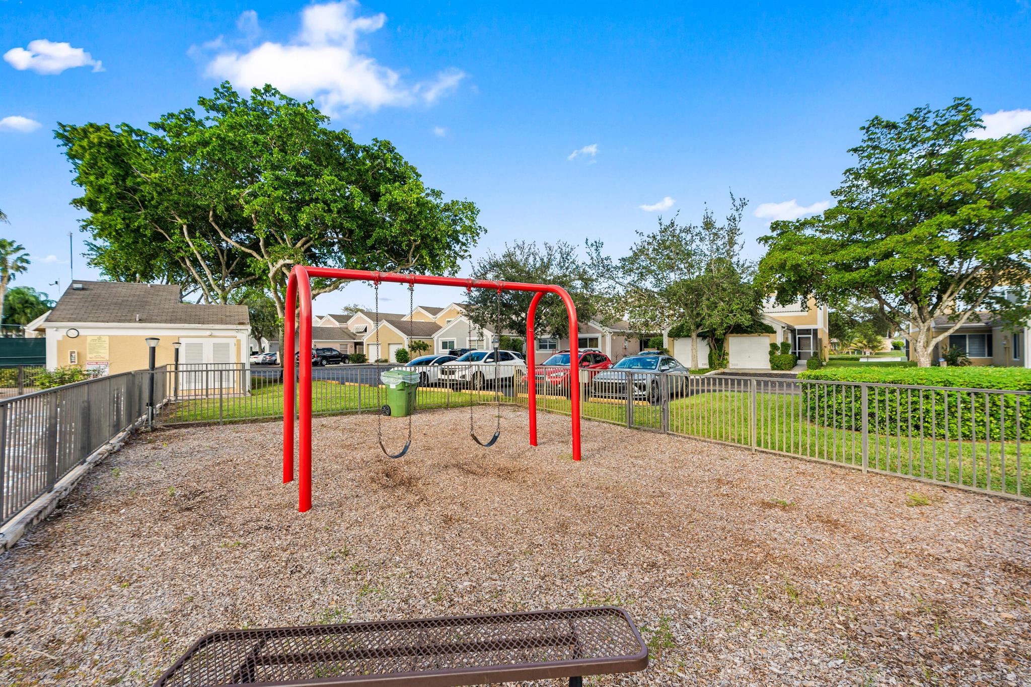 FLAMINGO VILLAS - Residential Lease