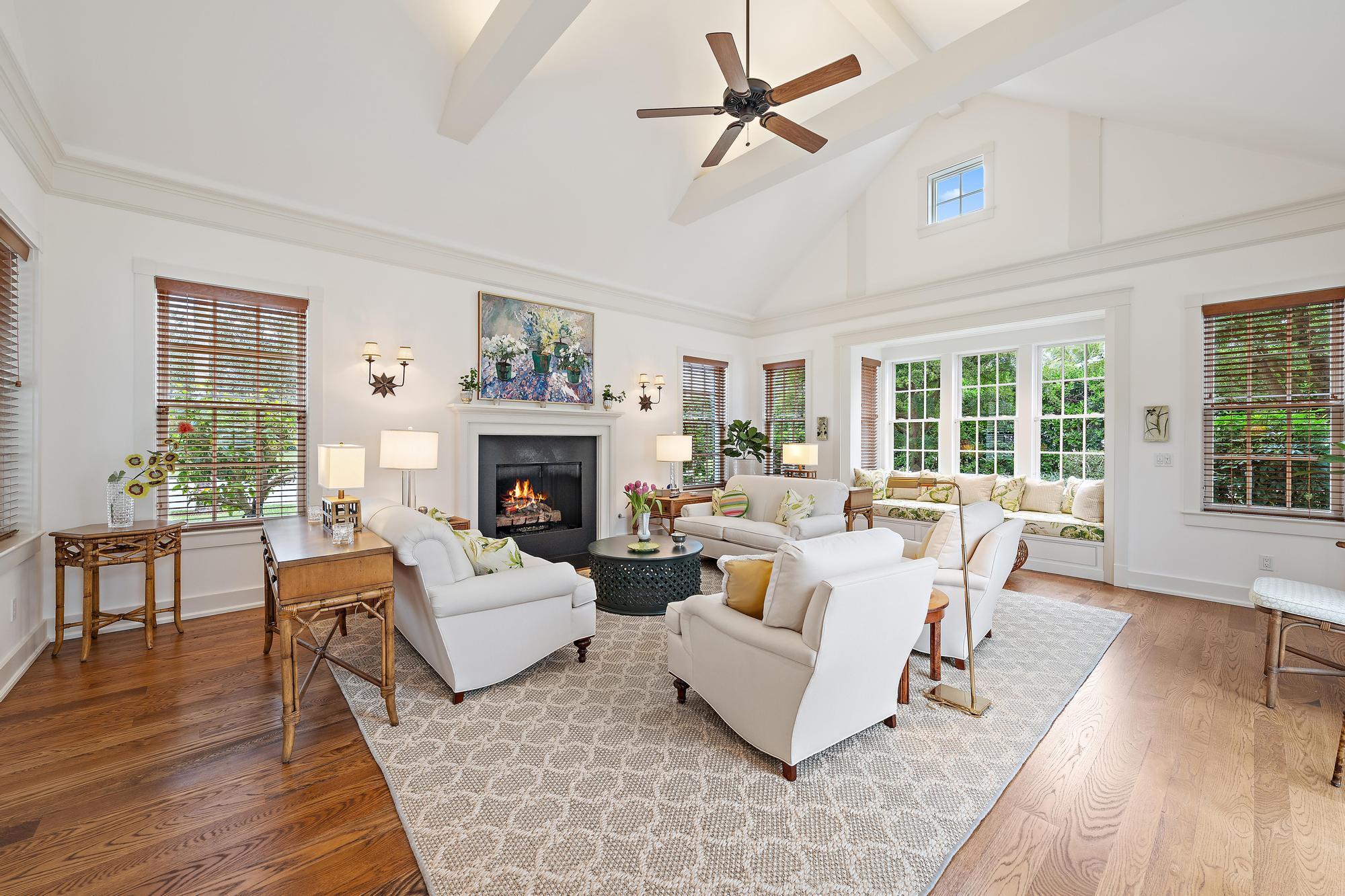 11726 SE Laurel Lane