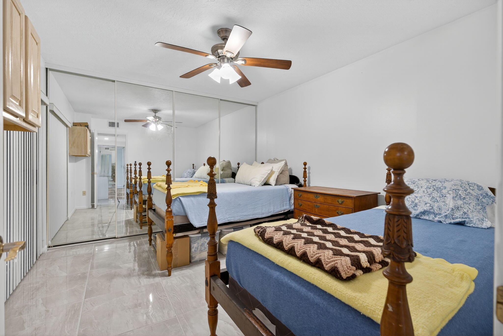 GLENWOOD TWNHS - Residential