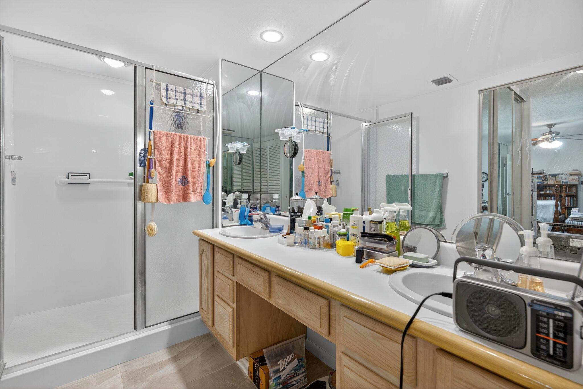 GLENWOOD TWNHS - Residential