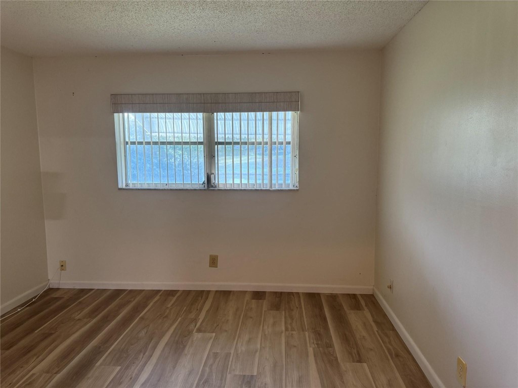 Lauderdale West Condo - Residential