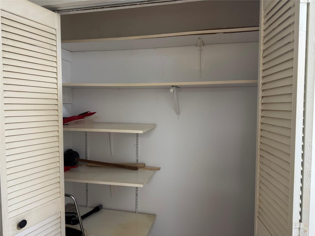 Lauderdale West Condo - Residential