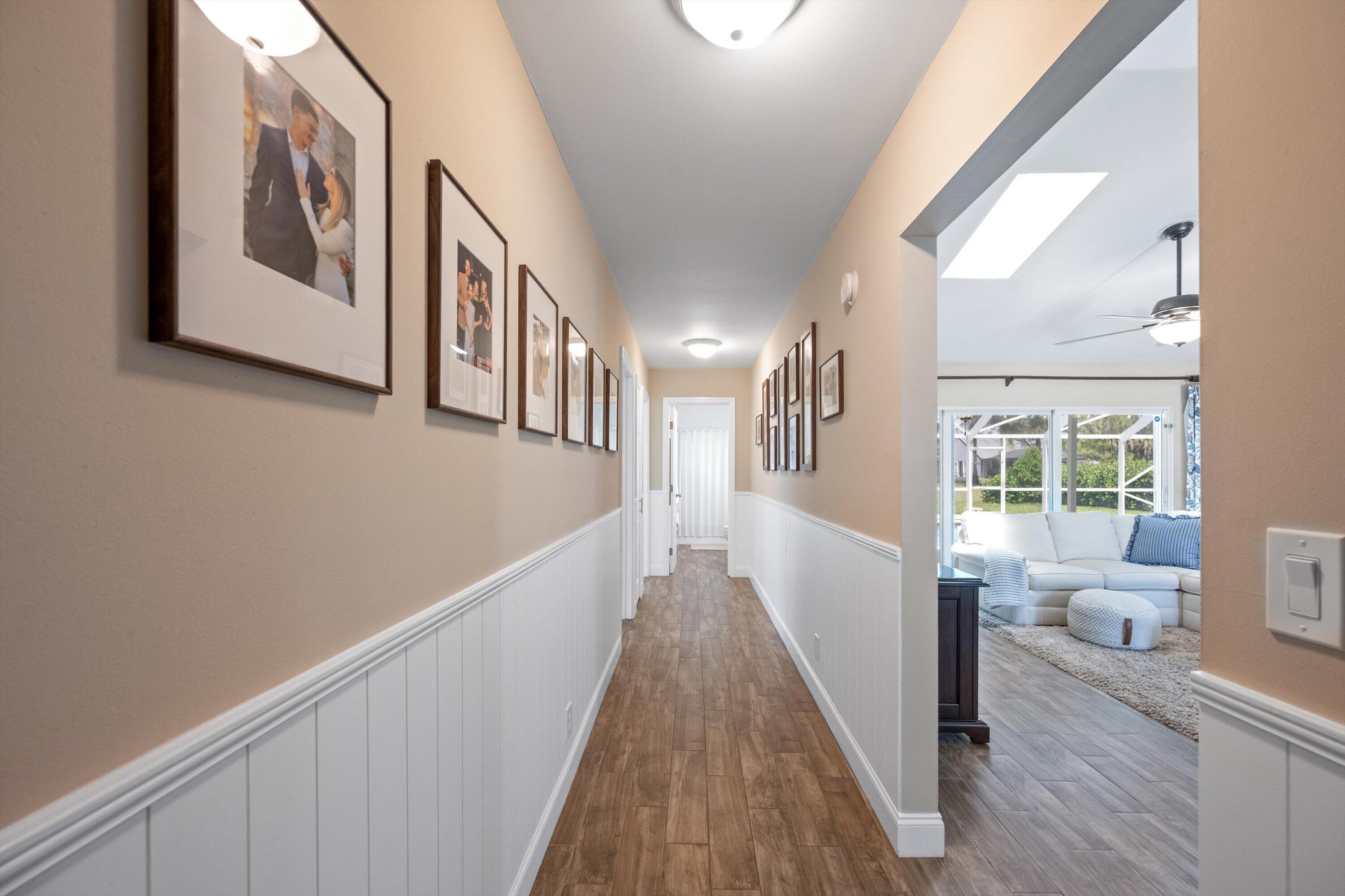 SUGAR POND MANOR OF WELLINGTON - Residential