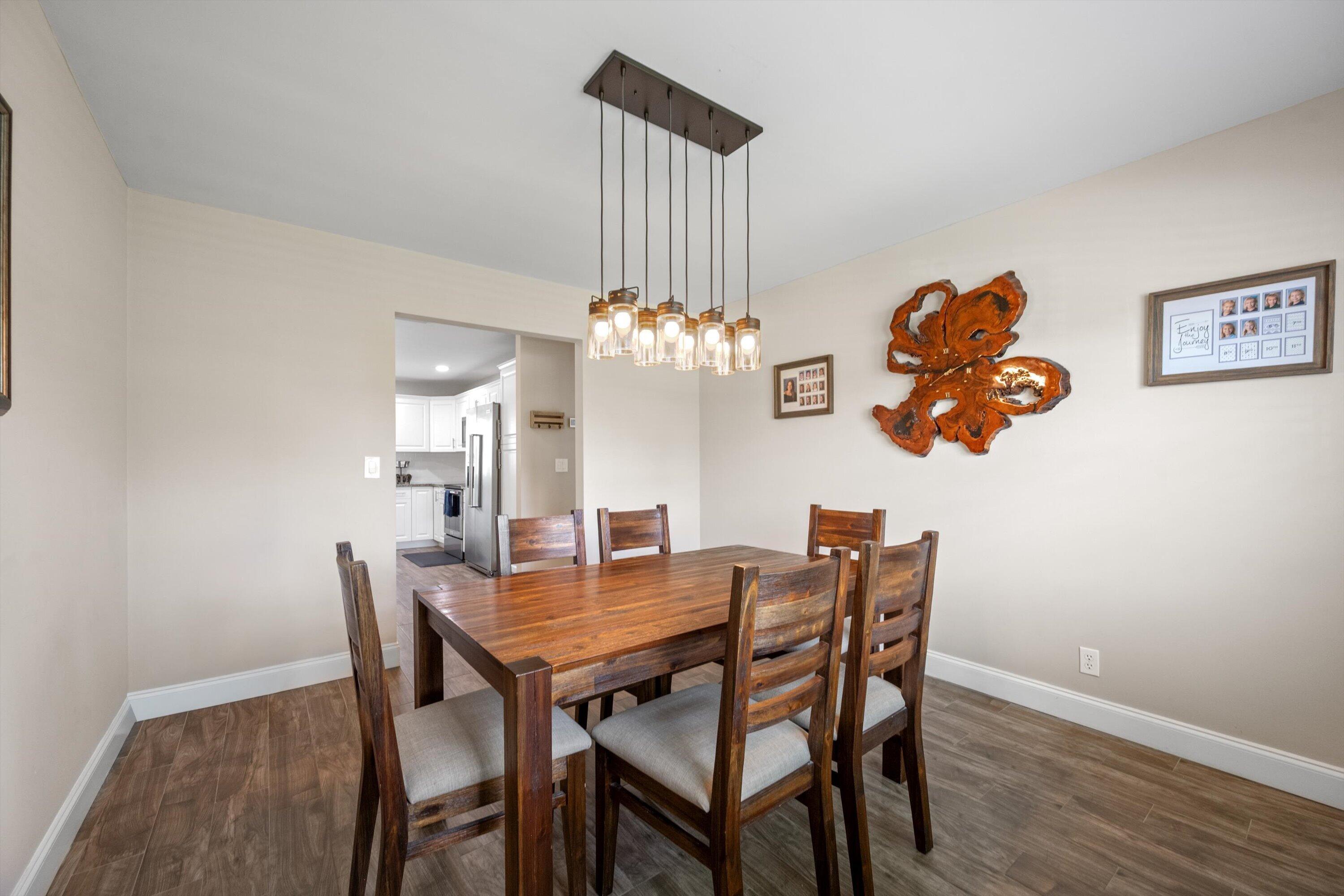 SUGAR POND MANOR OF WELLINGTON - Residential