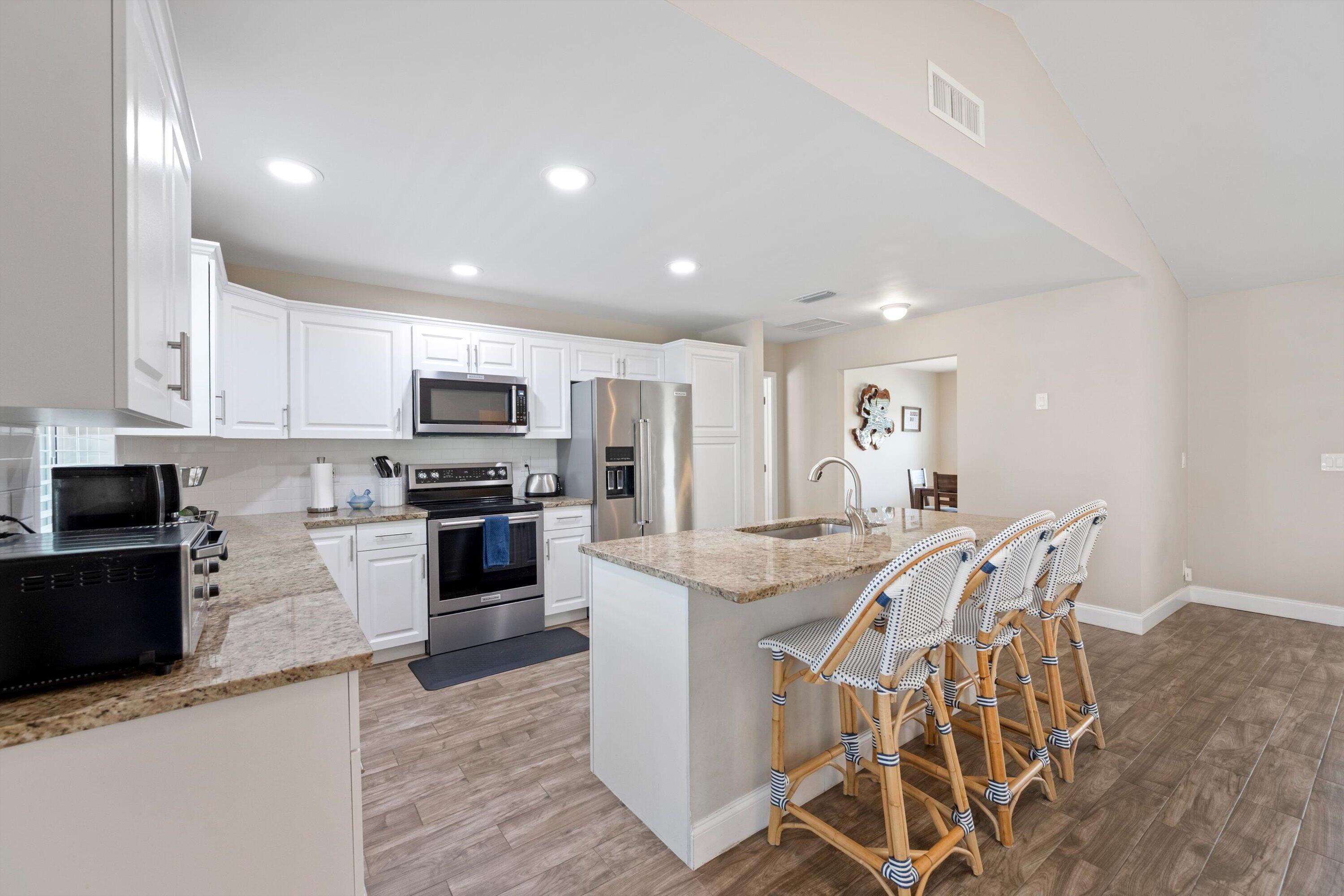 SUGAR POND MANOR OF WELLINGTON - Residential