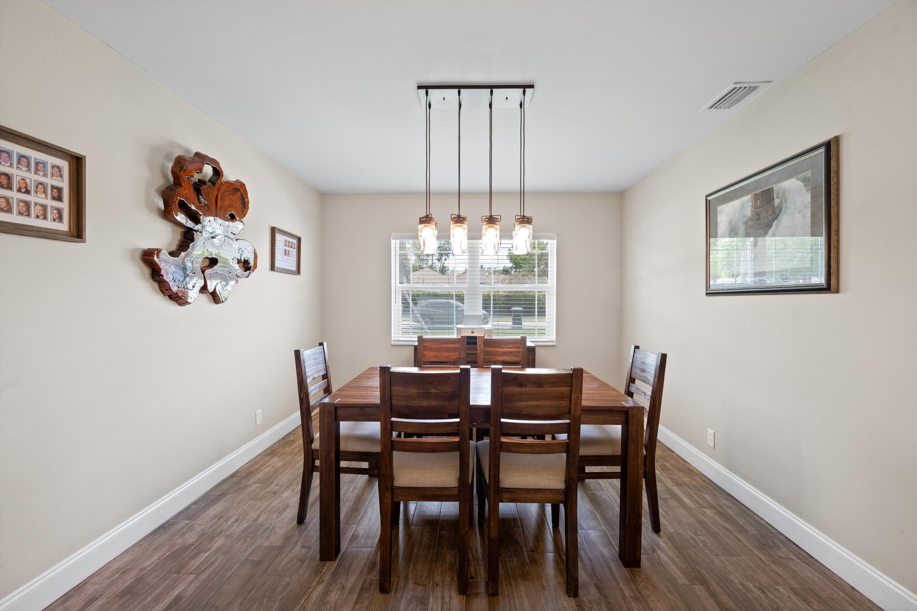 SUGAR POND MANOR OF WELLINGTON - Residential