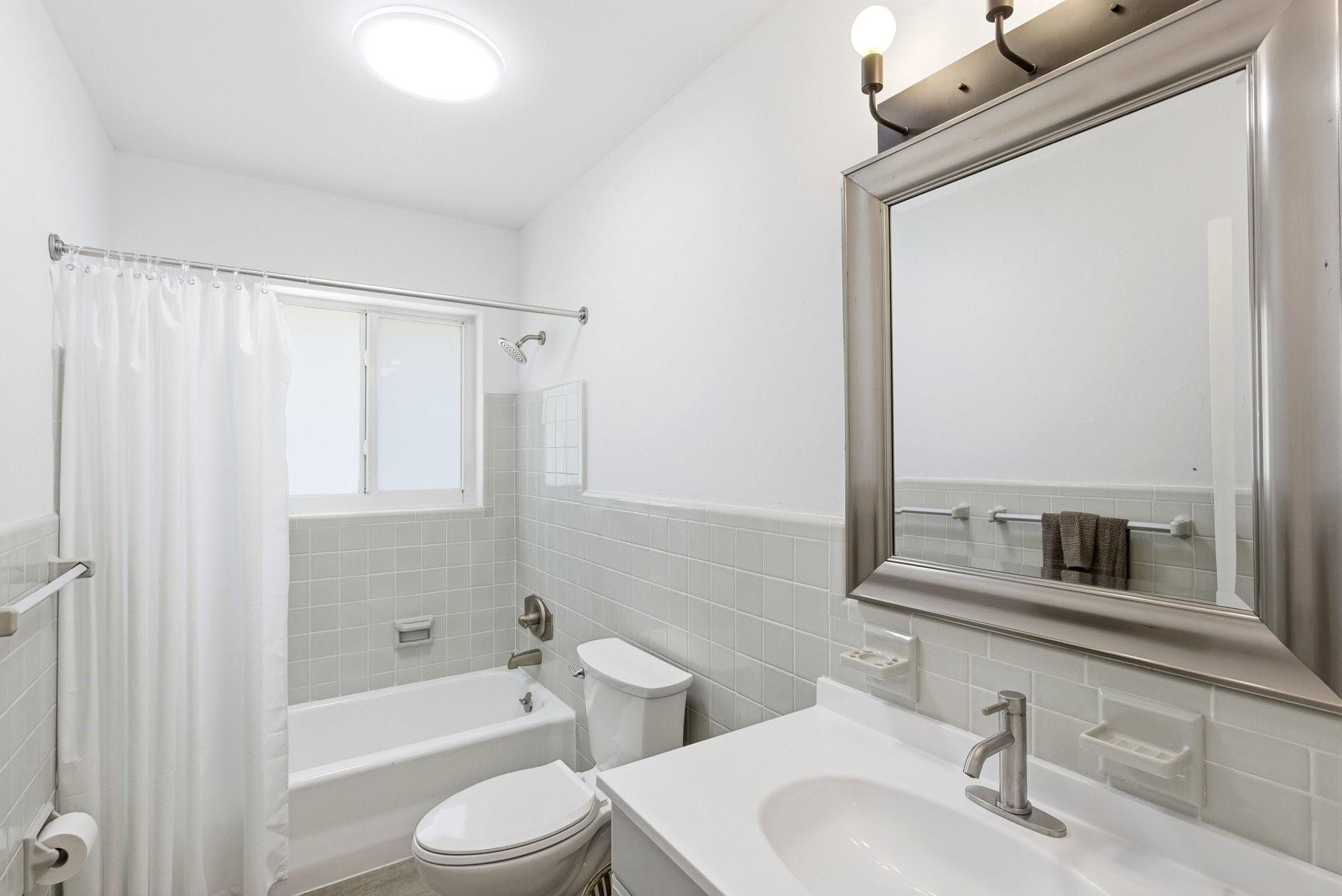 Tod Acres Country Club Se - Residential