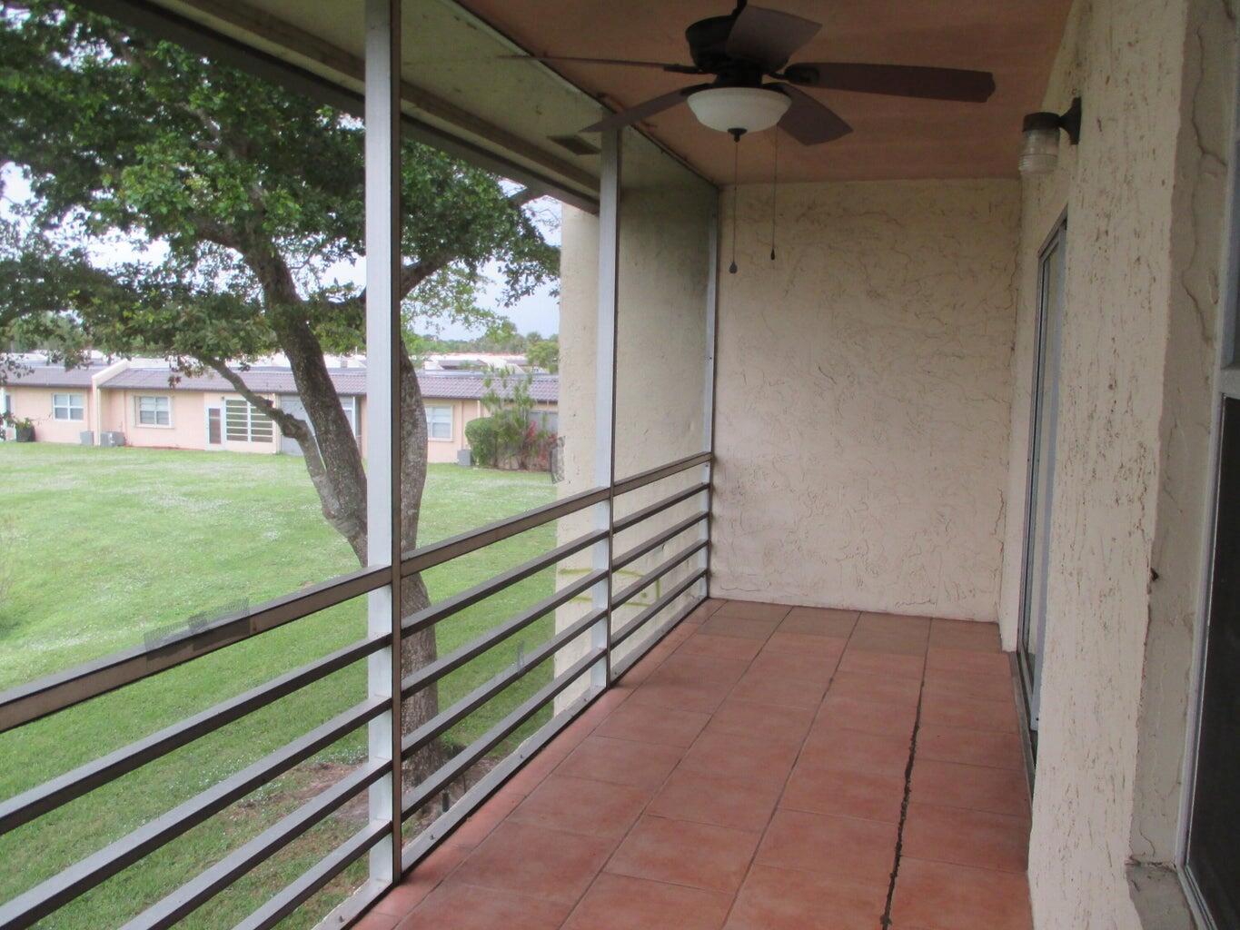 GOLDEN LAKES VILLAGE COND - Residential Lease