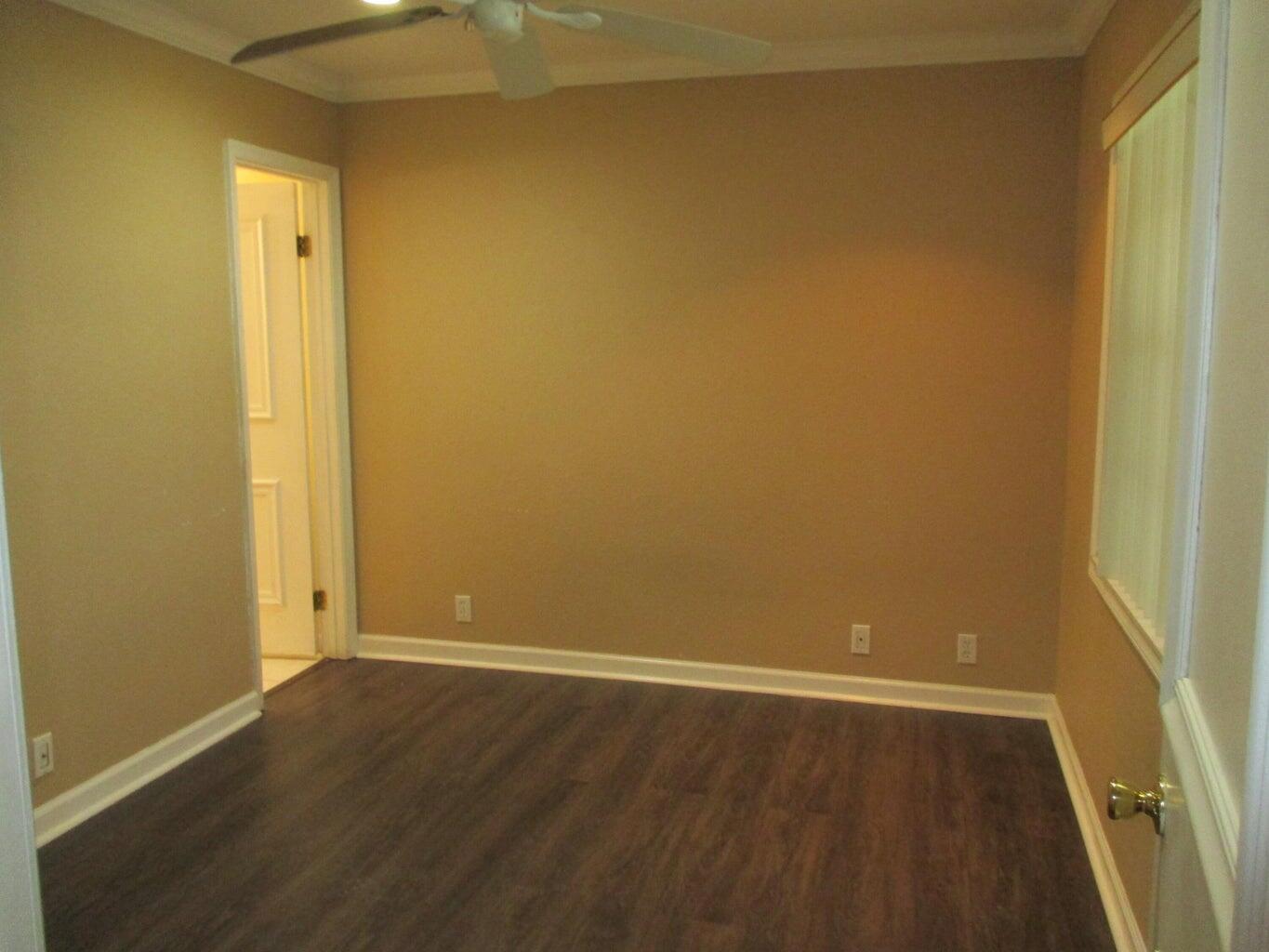 GOLDEN LAKES VILLAGE COND - Residential Lease