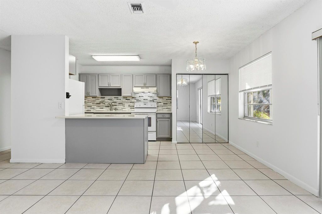 Photo of 4608 Curtis Avenue, Lake Worth, FL 33463 (MLS # R11143551)