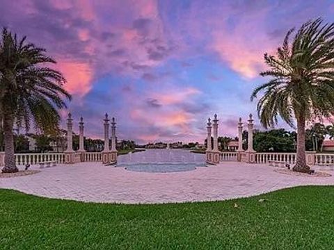 A home in Lake Worth