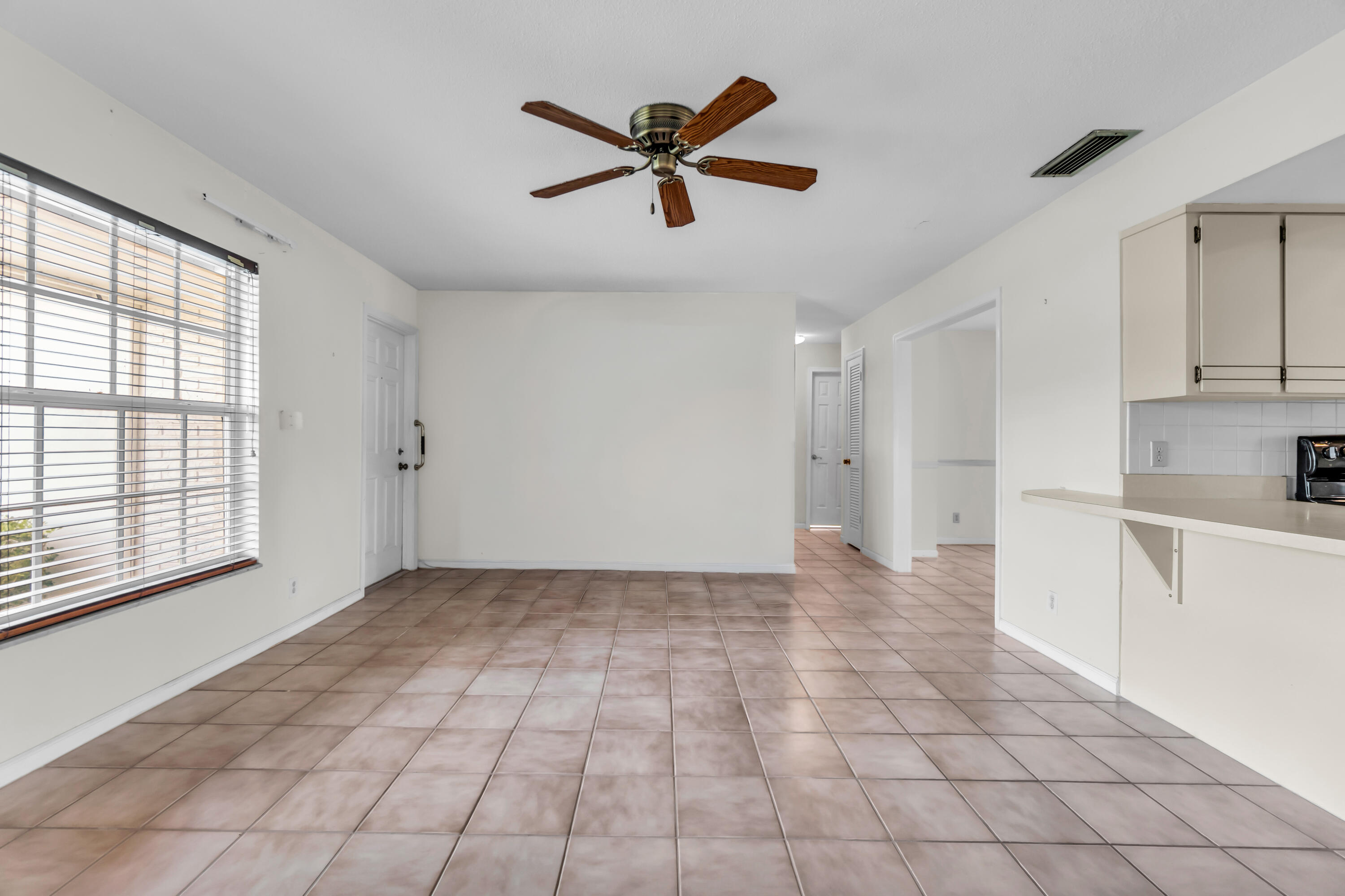 FLORIDA GARDENS 4 - Residential