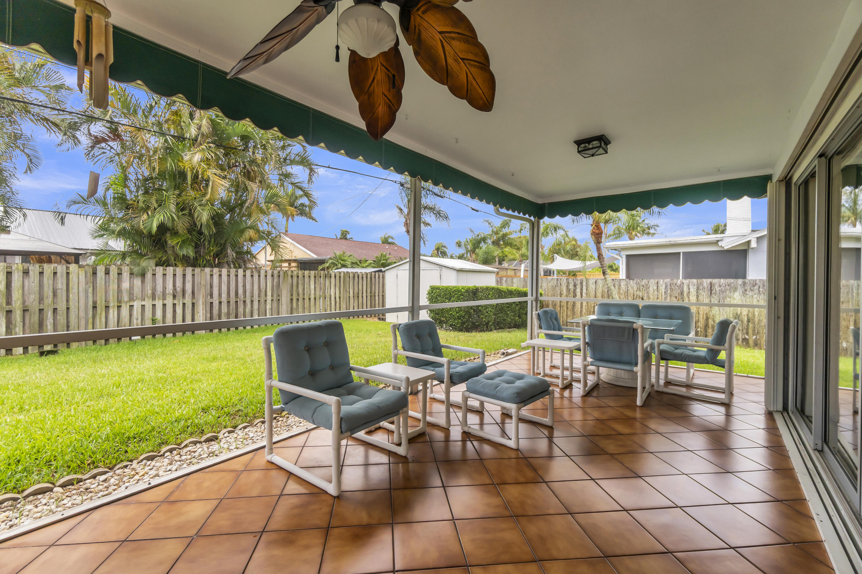 FLORIDA GARDENS 4 - Residential