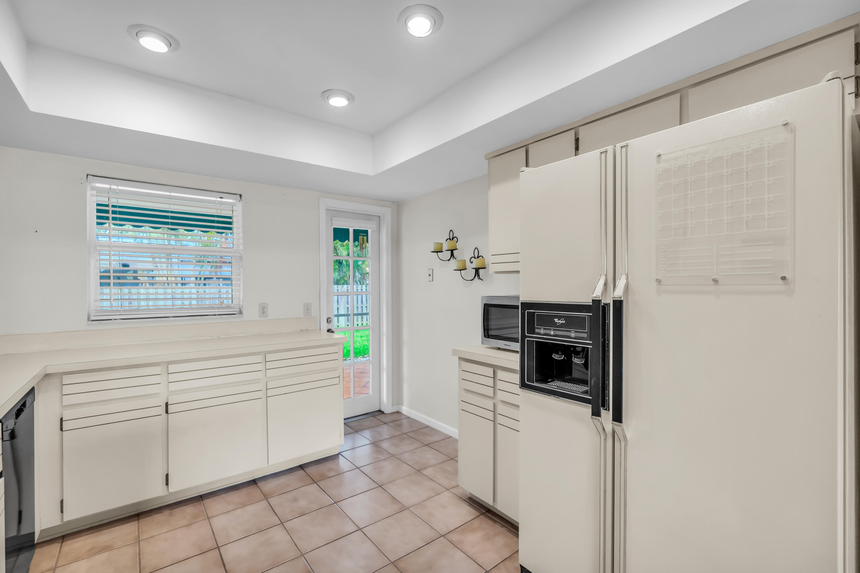 FLORIDA GARDENS 4 - Residential