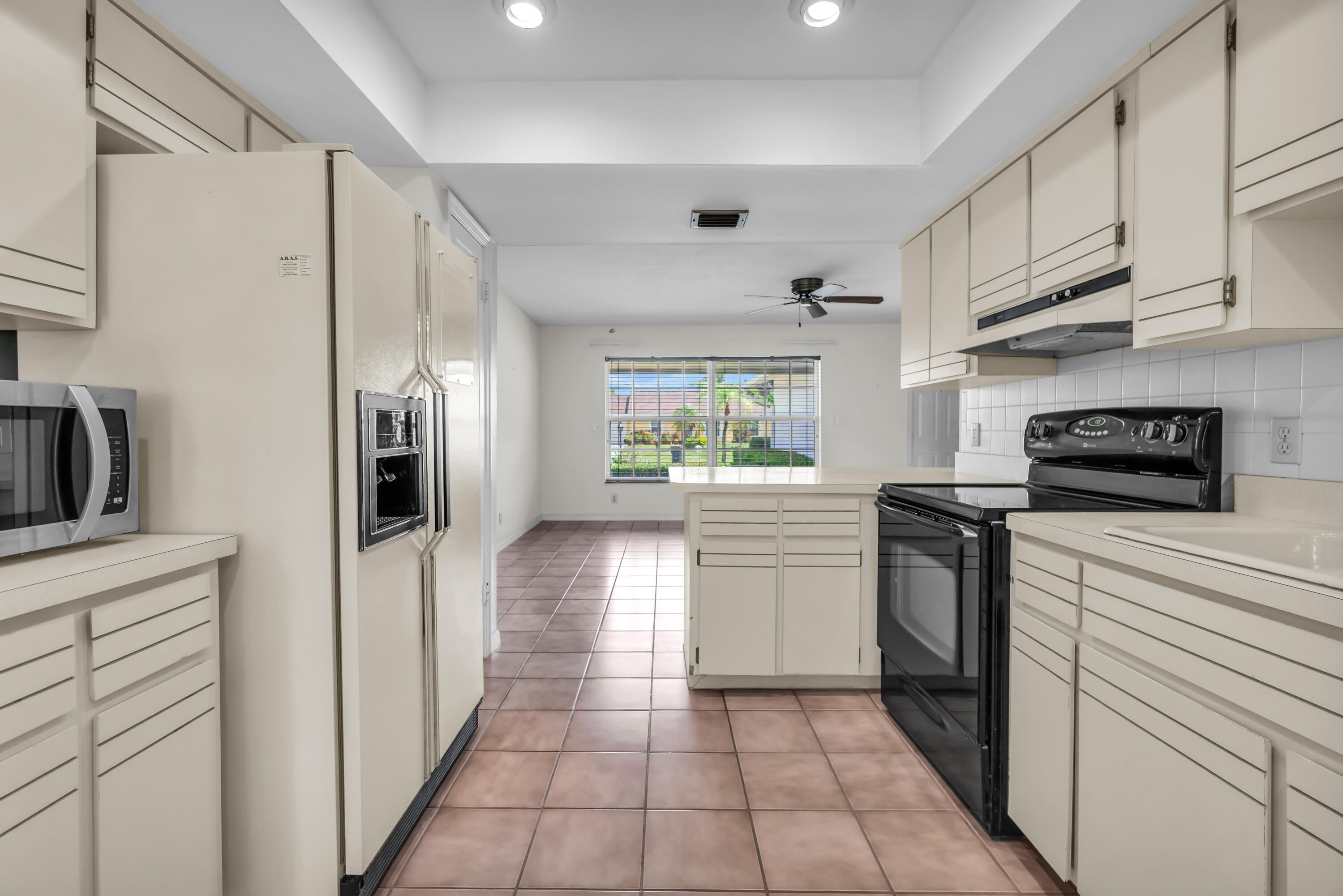 FLORIDA GARDENS 4 - Residential