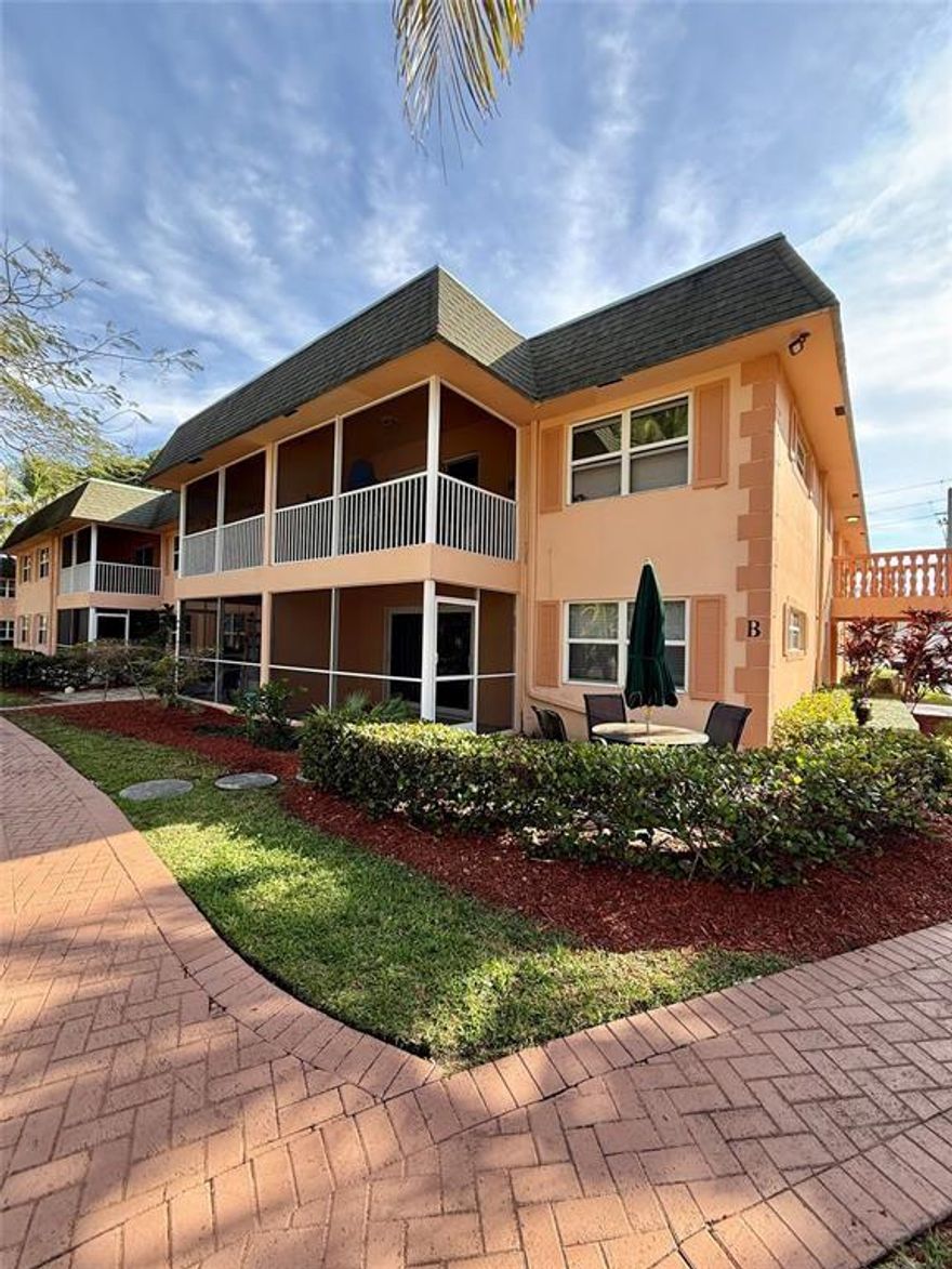 Charming and tranquil 1-bedroom, 1.5-bath apartment in a serene Deerfield Beach location, just moments from the ocean. unfurnished unit.   laundry in the building. Pet-friendly with a $500 non-refundable pet fee to HOA and $500 pet no refundable pet fee to the landlord. Fast 2 weeks approval.