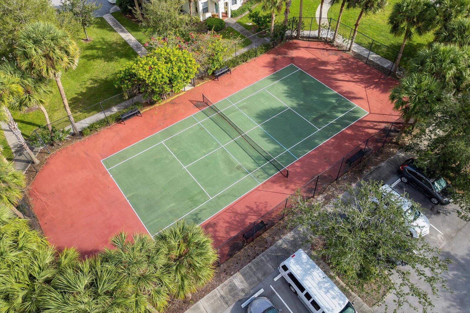 THE ESTATES AT STUART CONDO - Residential Lease