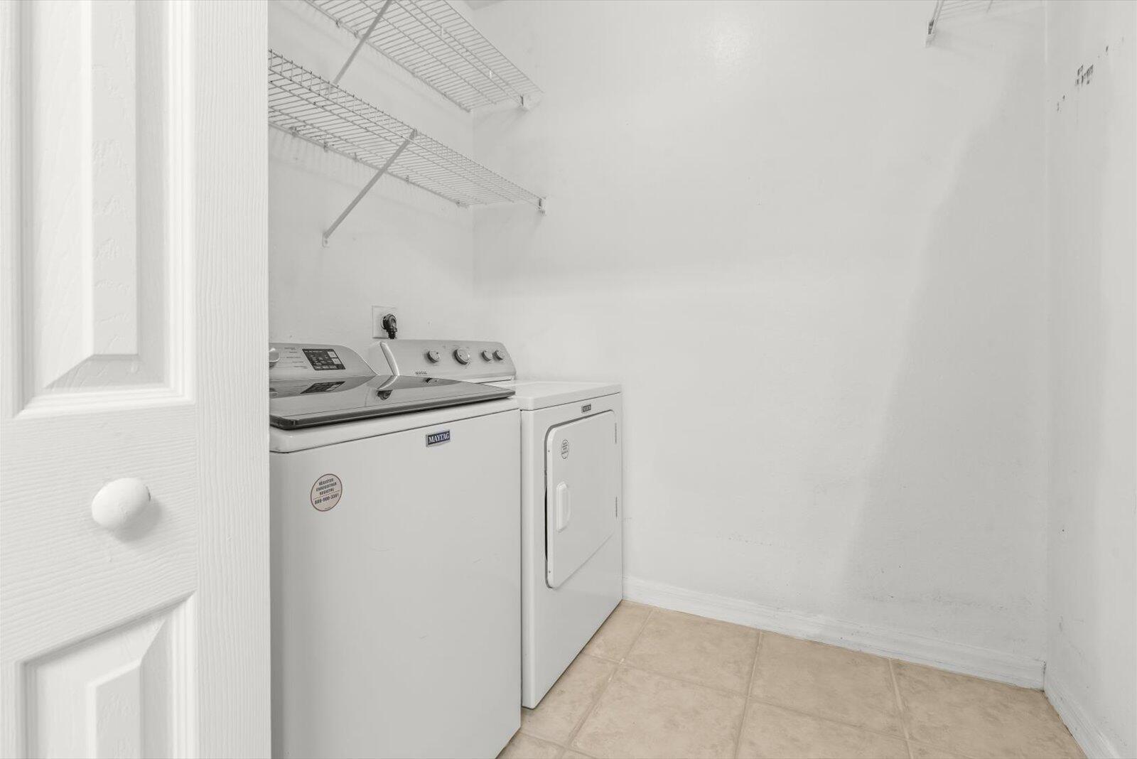 THE ESTATES AT STUART CONDO - Residential Lease