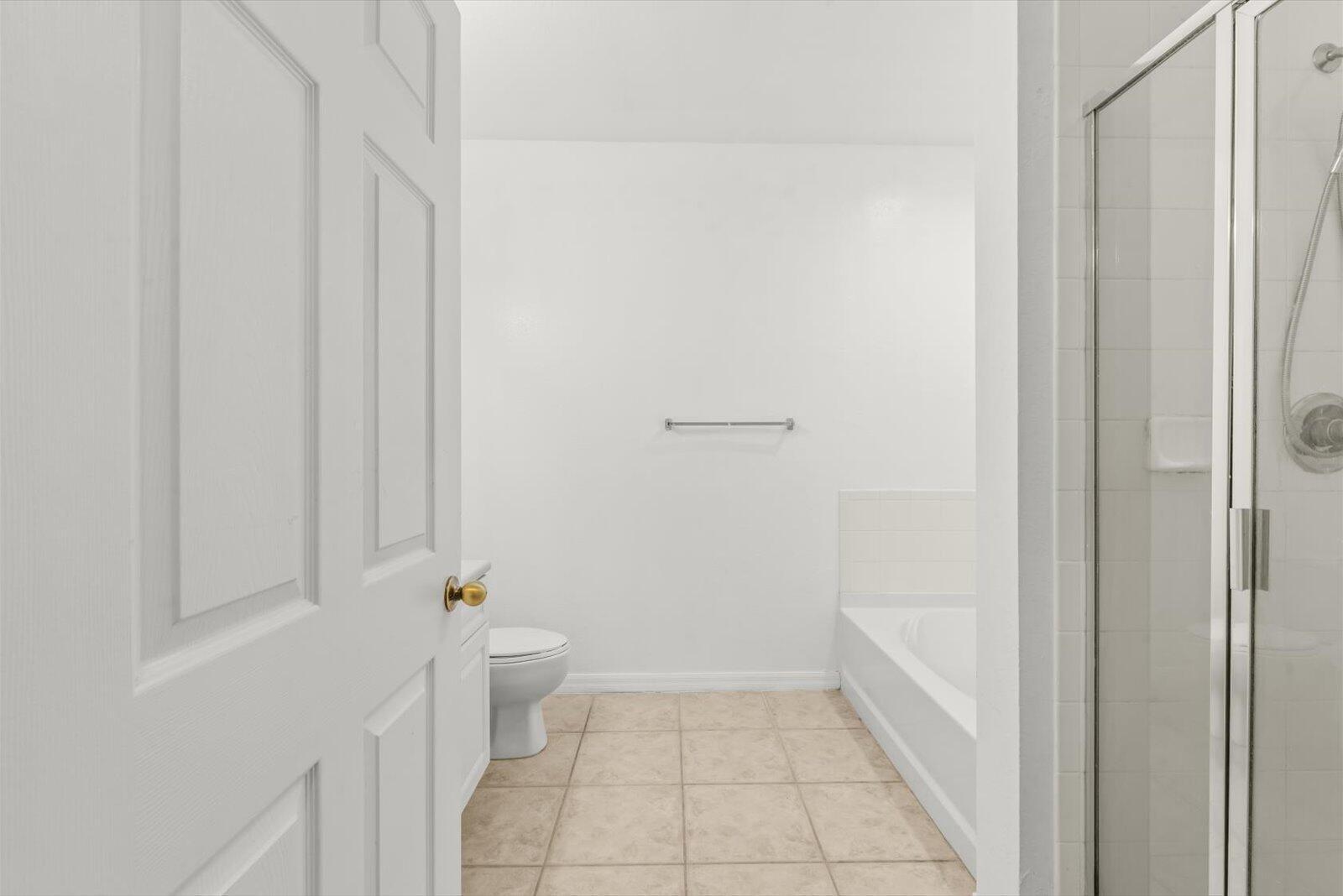 THE ESTATES AT STUART CONDO - Residential Lease