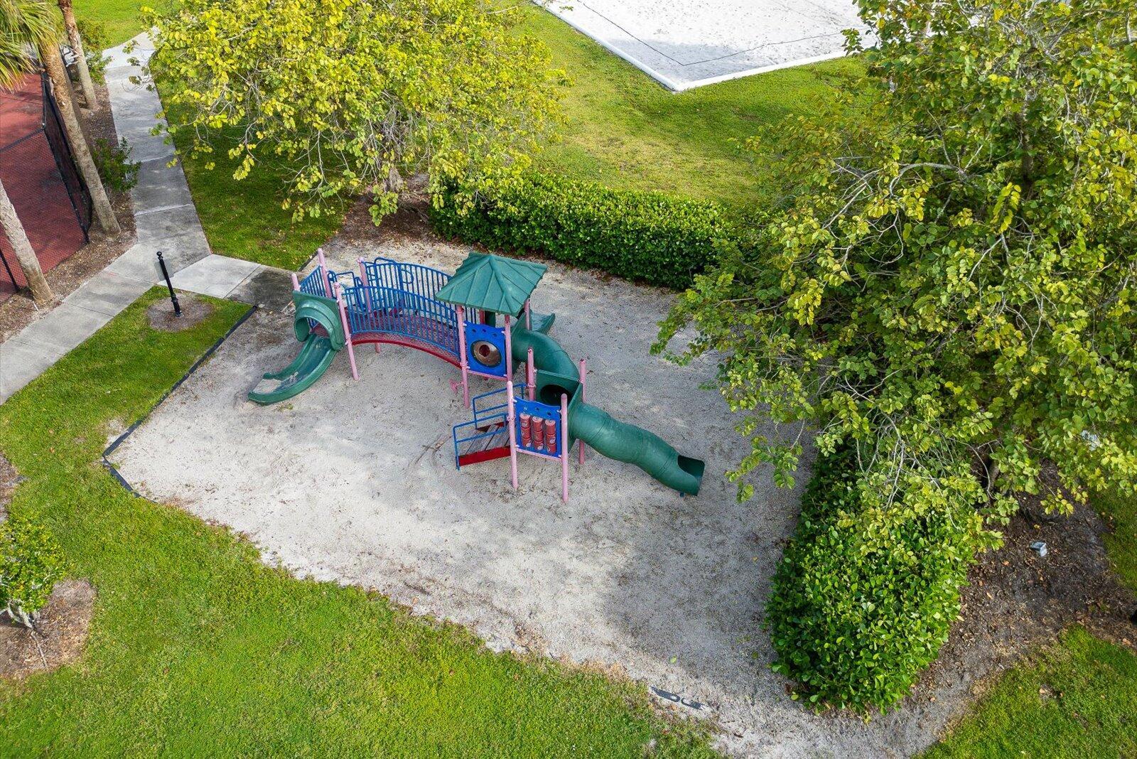 THE ESTATES AT STUART CONDO - Residential Lease