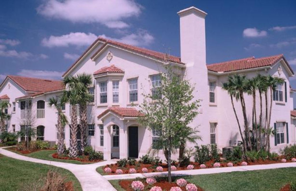 Photo of 559 SE Prescott Place #559, Stuart, FL 34994 (MLS # B26027484)