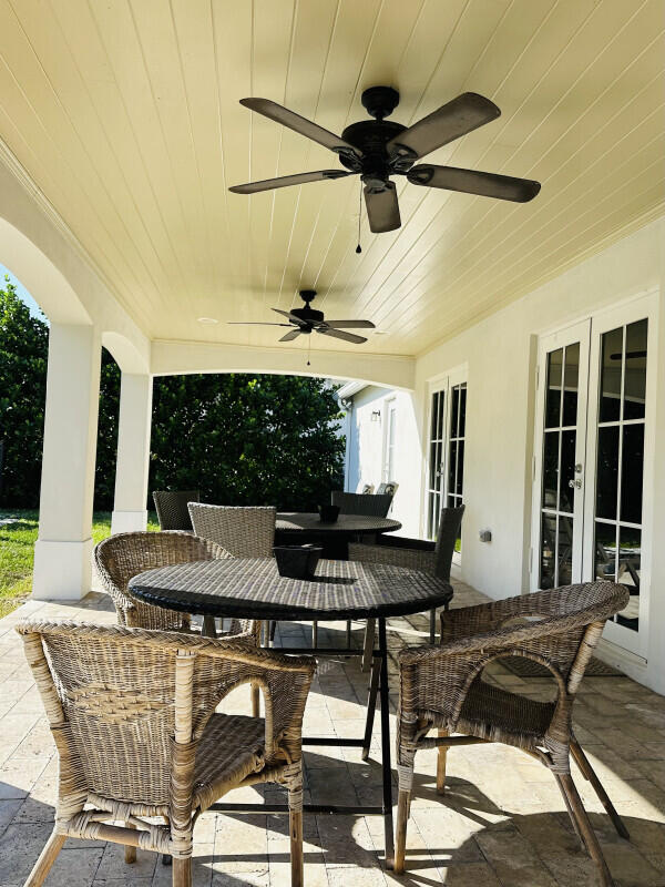 PALM BEACH FARMS CO 10 - Residential Lease