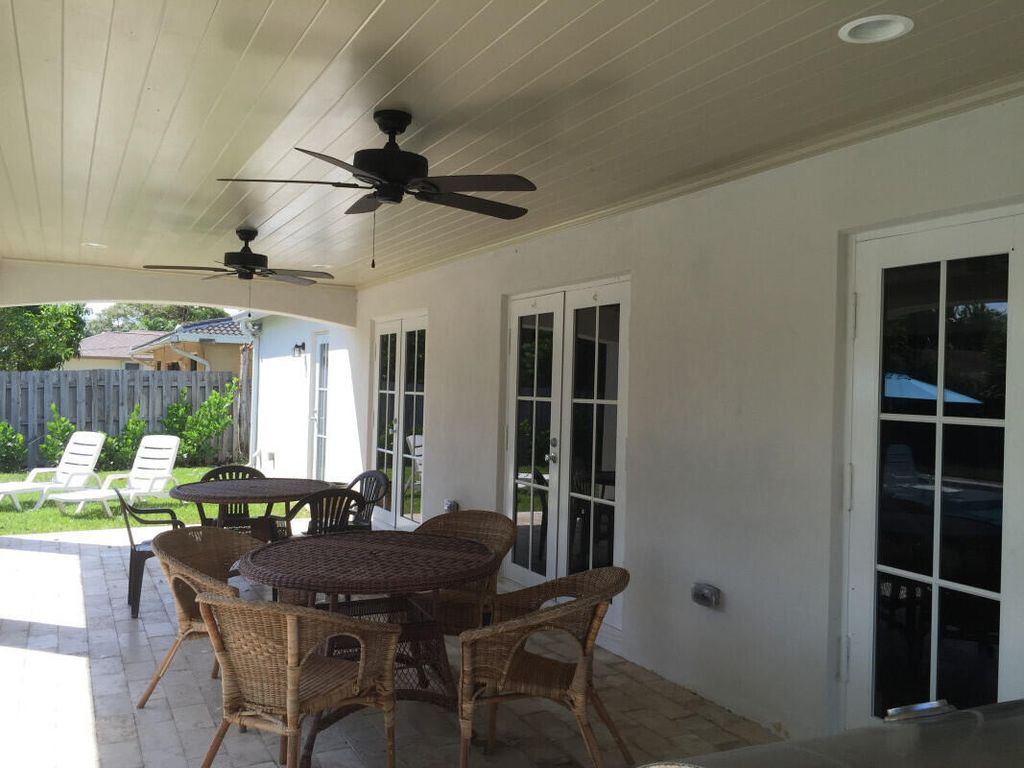 Photo of 1250 SW 20th Street, Boca Raton, FL 33486 (MLS # R11165949)