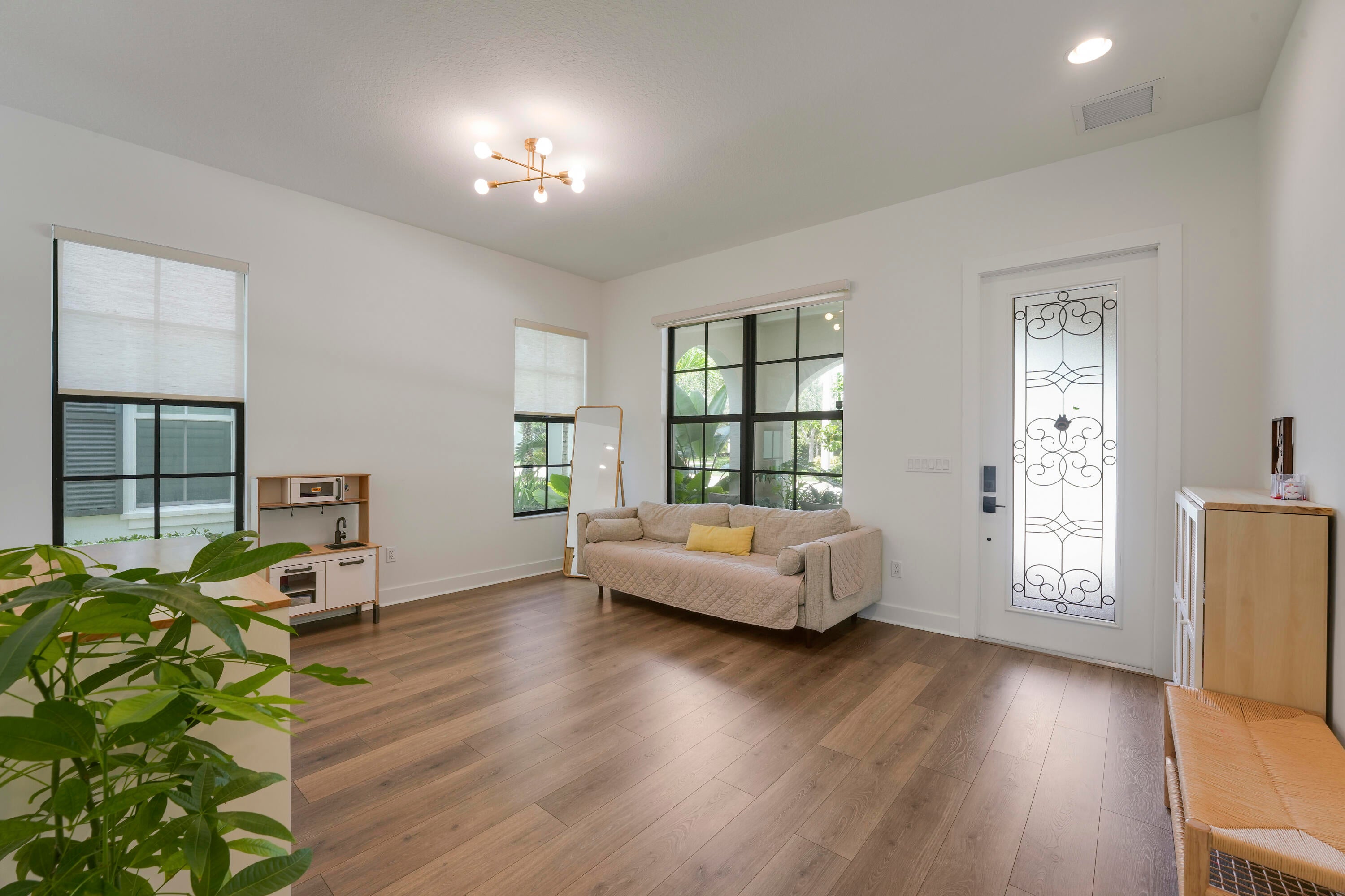 1006 FAULKNER Terrace