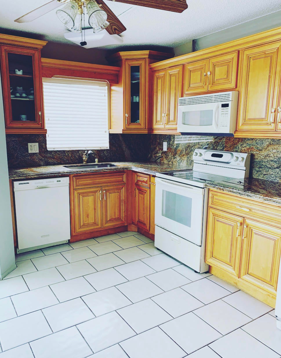 3465 VIA POINCIANA 804