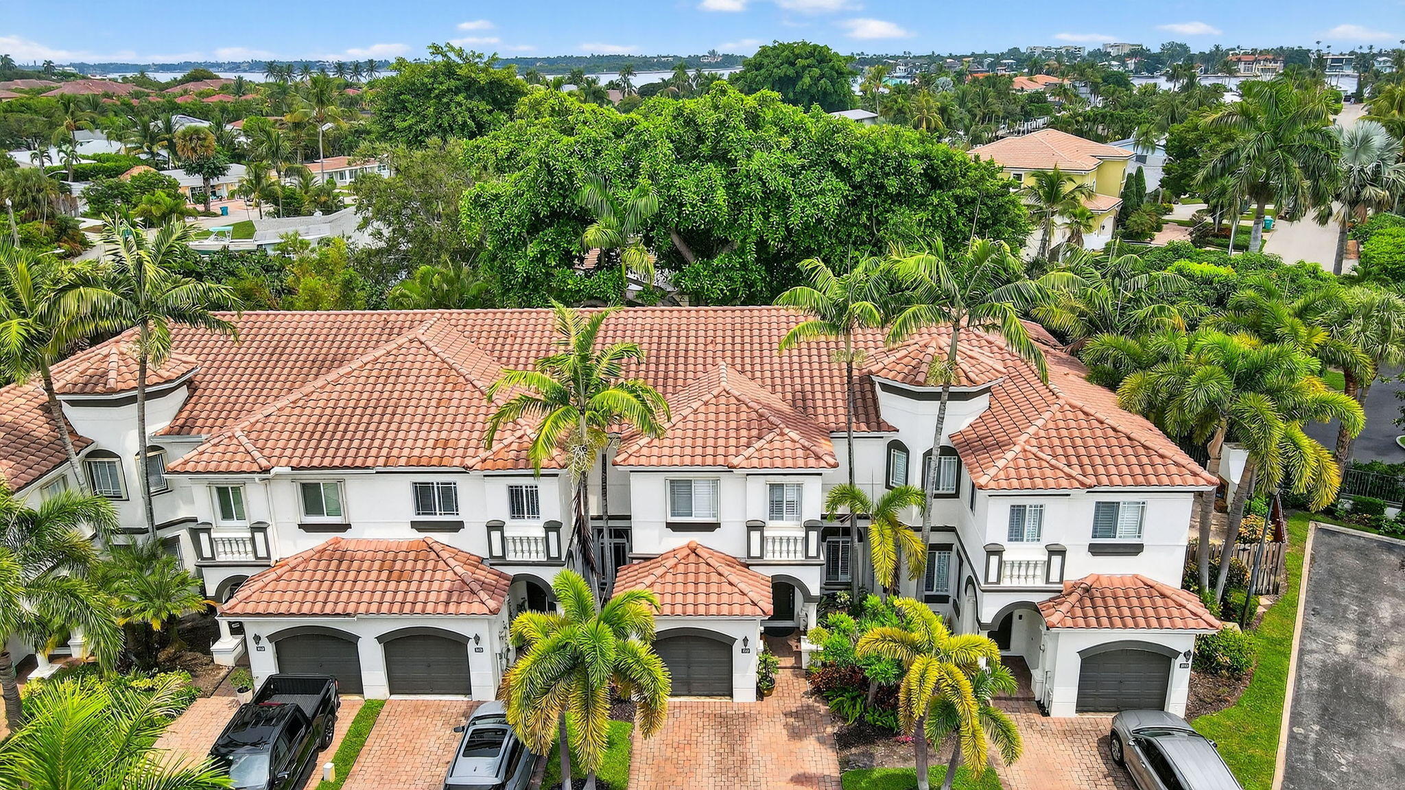 Boynton Beach, Florida 33435, United States, 3 Bedrooms Bedrooms, ,3 BathroomsBathrooms,Residential,Active,207911