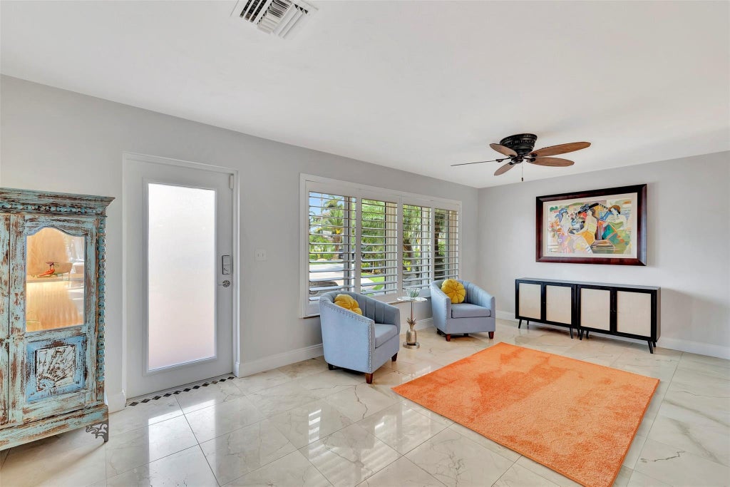 Photo of 2358 SE 11th Street, Pompano Beach, FL 33062 (MLS # F10428030)