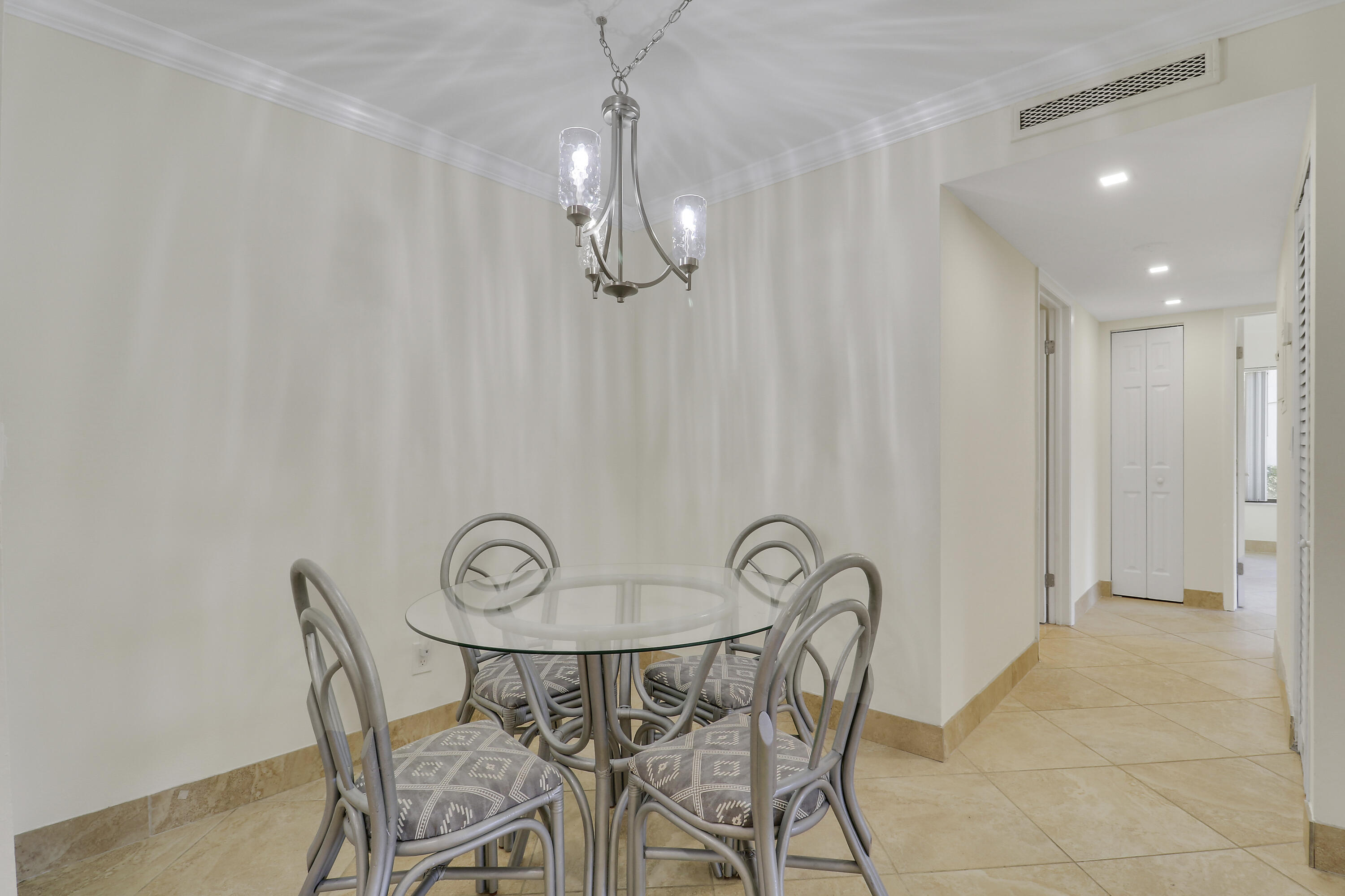 DUNBAR WOODS CONDO I II AND III IN OR4410P782, - Residential