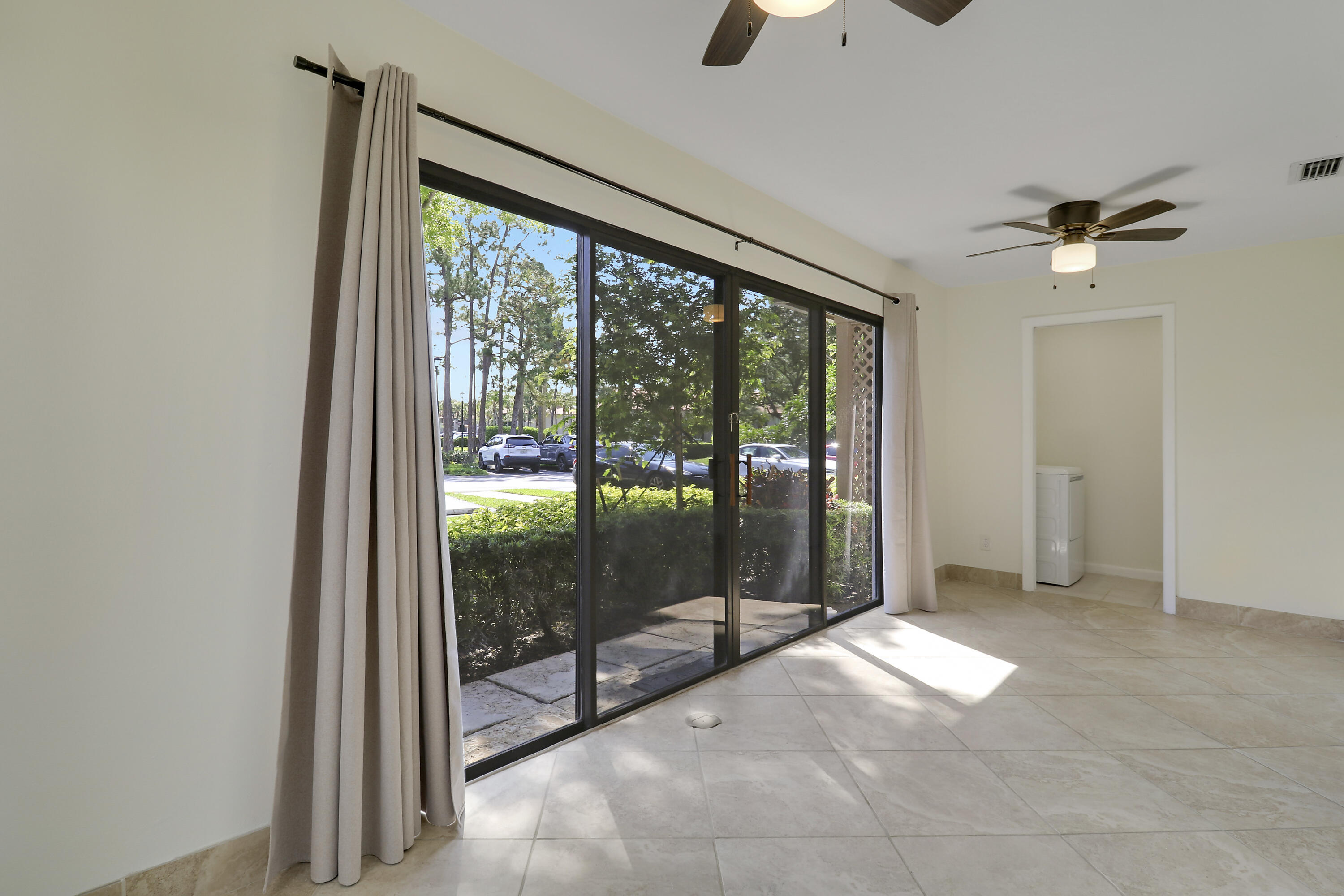 DUNBAR WOODS CONDO I II AND III IN OR4410P782, - Residential