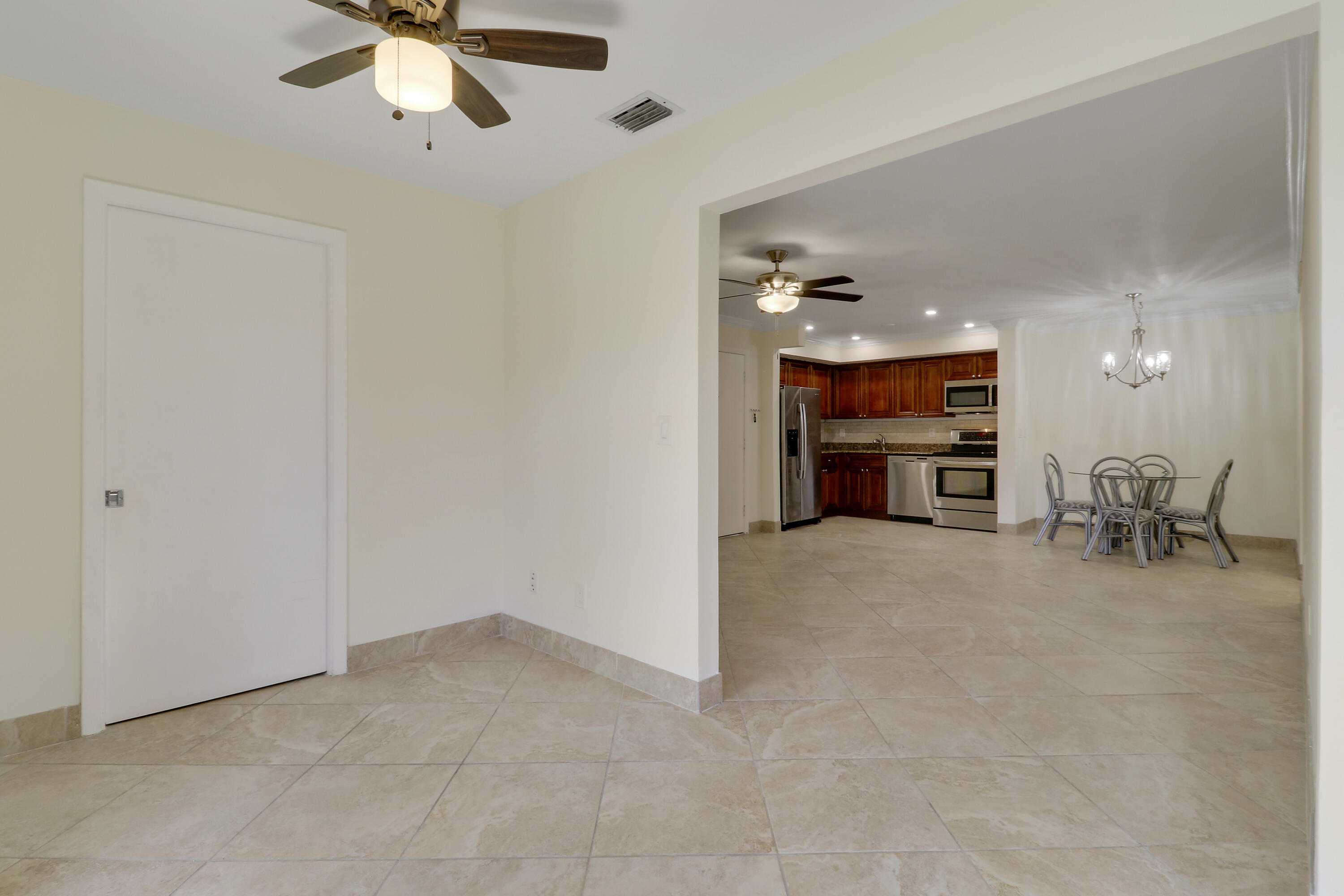 DUNBAR WOODS CONDO I II AND III IN OR4410P782, - Residential