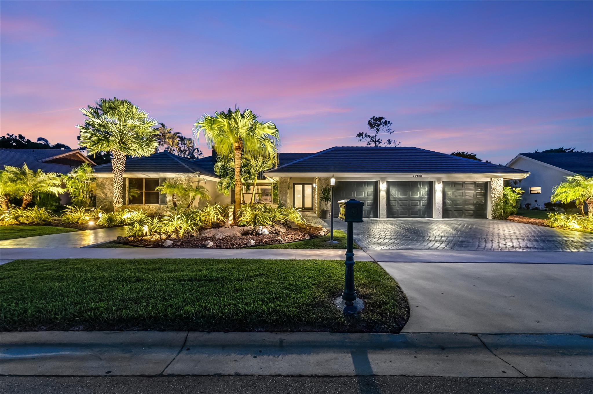 Welcome to 10182 Boca Woods Ln, Boca Raton, FL 33428—where paradise living meets prestigious private golf club amenities. Living here means being part of the elegant Boca Woods Country Club, an established residential community and private club located in the heart of West Boca Raton. This estate offers a rare and enviable lifestyle with 36 holes of championship golf on two meticulously maintained courses designed for players of all skill levels.
In addition to golf, residents can enjoy eight Har-Tru tennis courts, pickleball, a modern fitness center, and luxurious spa and sports facilities that were added during the 2022 upgrades. The clubhouse serves as the social heart of the community, featuring fine dining, themed events, and spaces to gather, connect, and celebrate.
