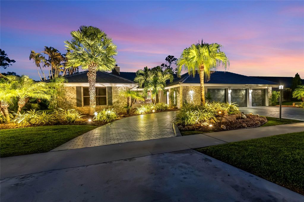 Photo of 10182 Boca Woods Lane, Boca Raton, FL 33428 (MLS # F10524197)