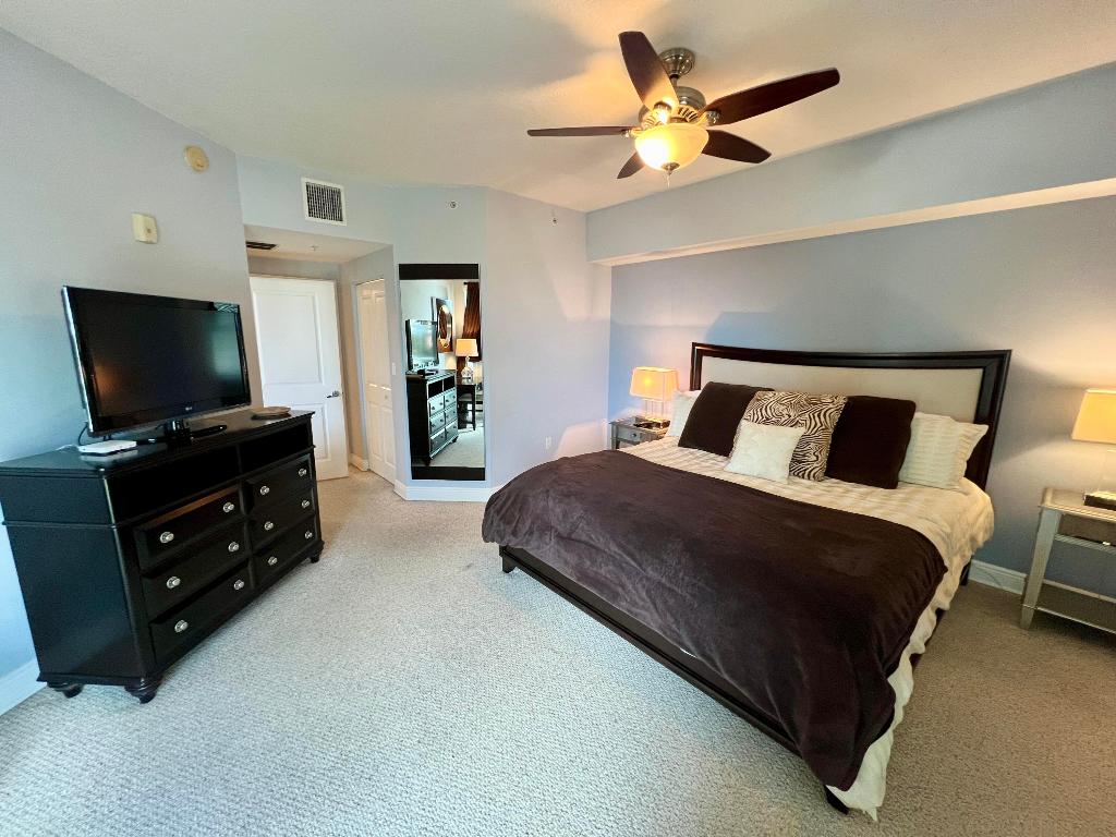 HARBORAGE YACHT CONDO - Residential Lease