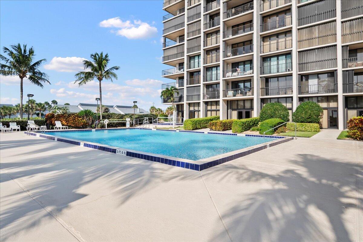 ATLANTIC VIEW BEACH CLUB - Residential Lease