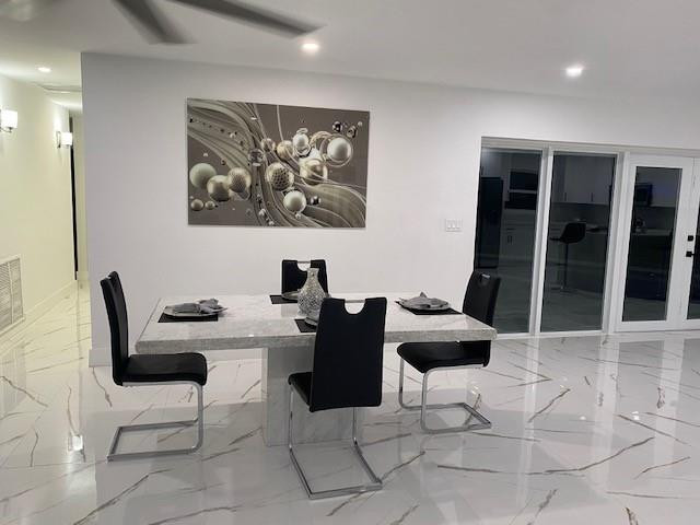 CORAL RIDGE ISLES - Residential