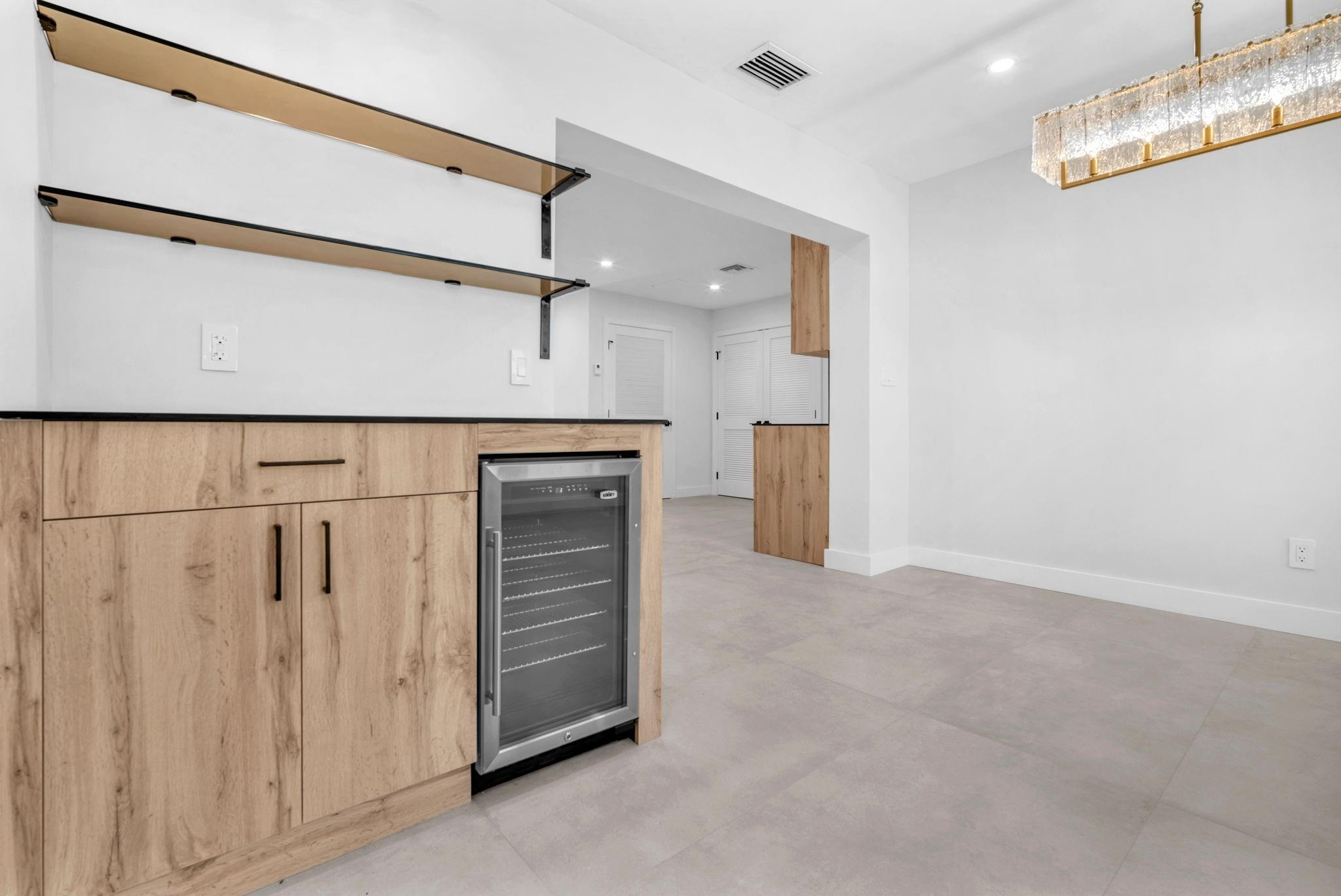 Dania Beach - Residential Lease