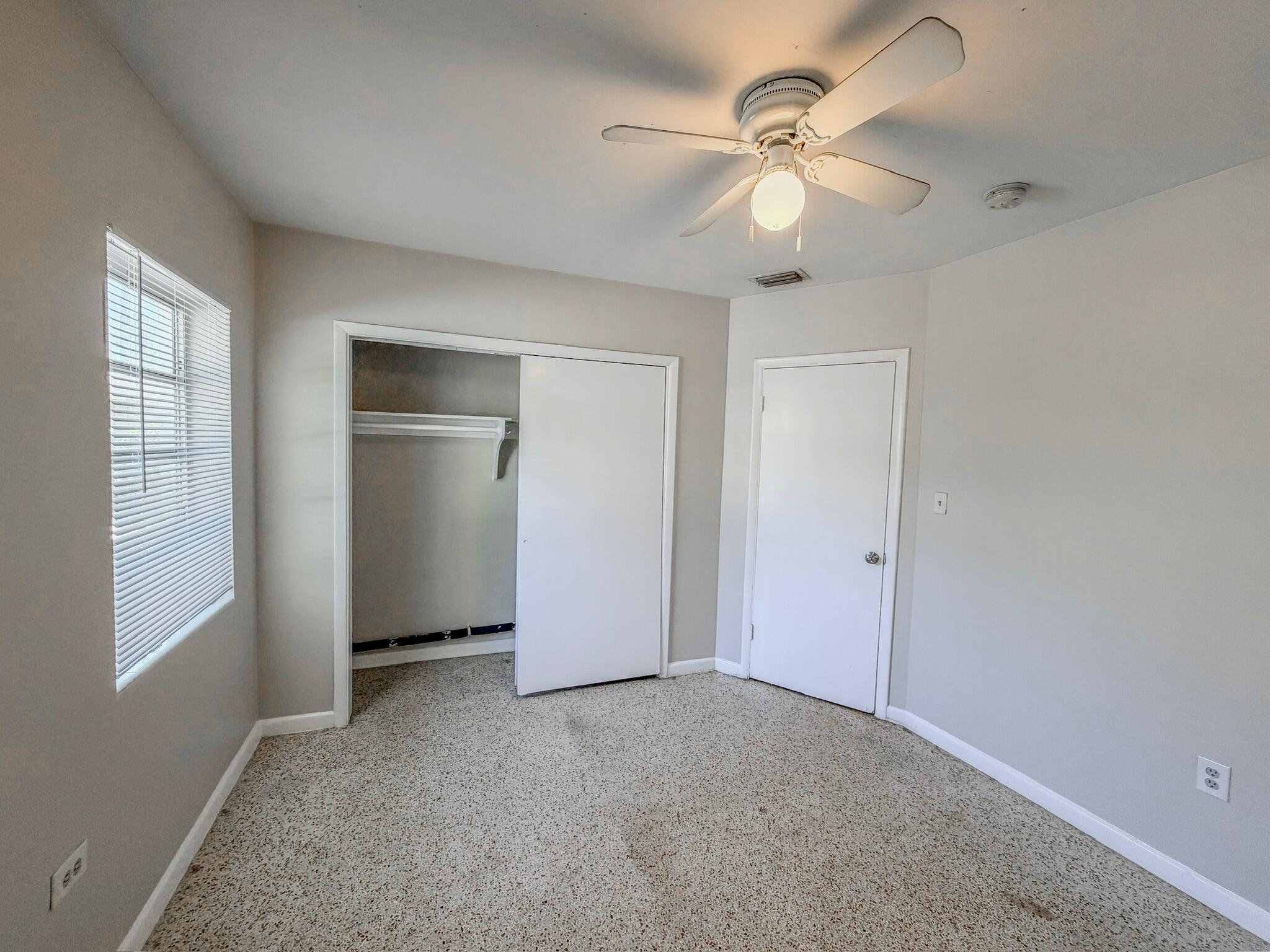 MODEL LAND CO - Residential Lease