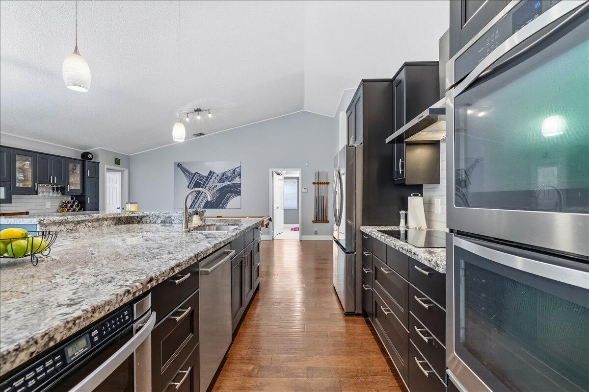 WINSTON PARK - Residential