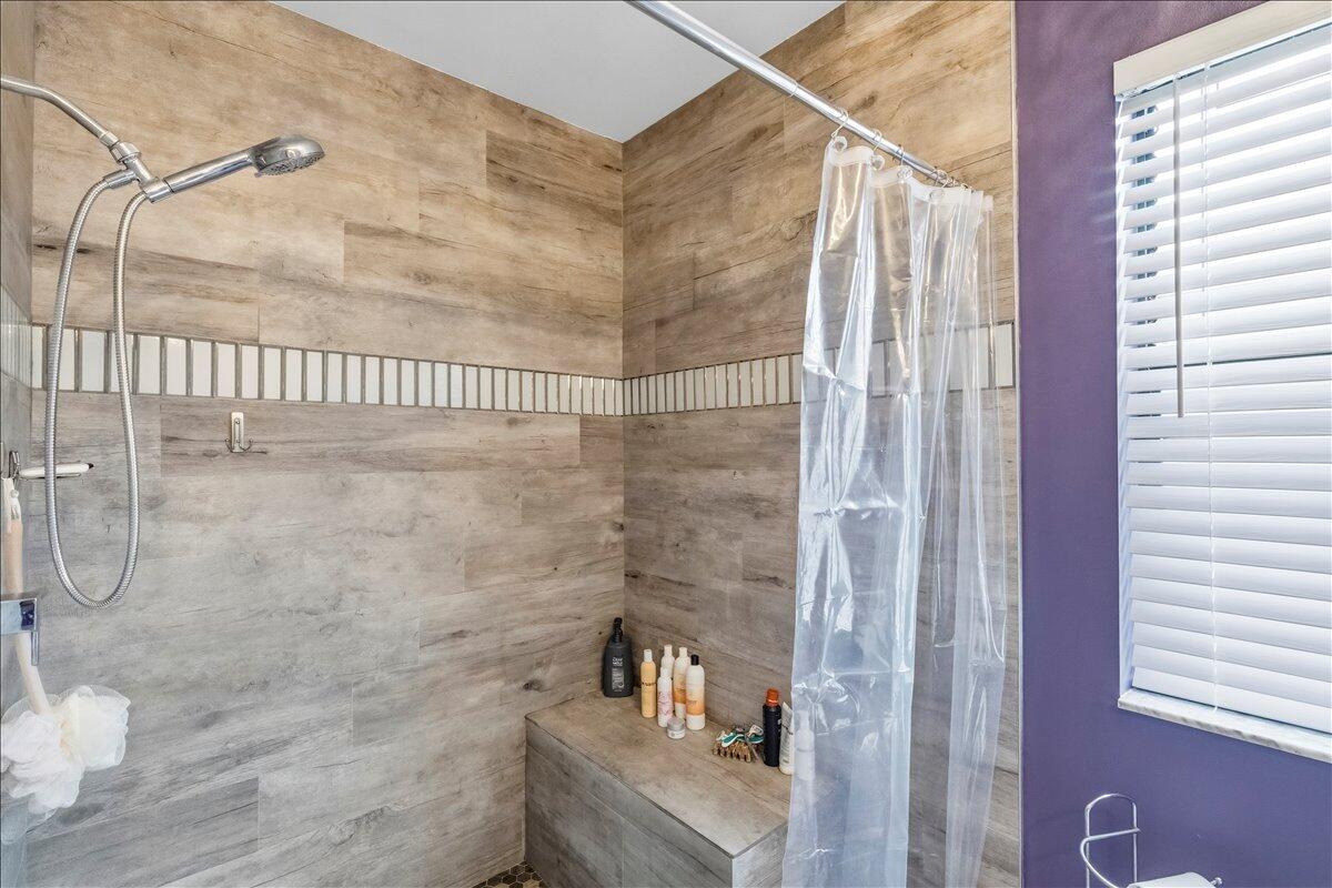 WINSTON PARK - Residential