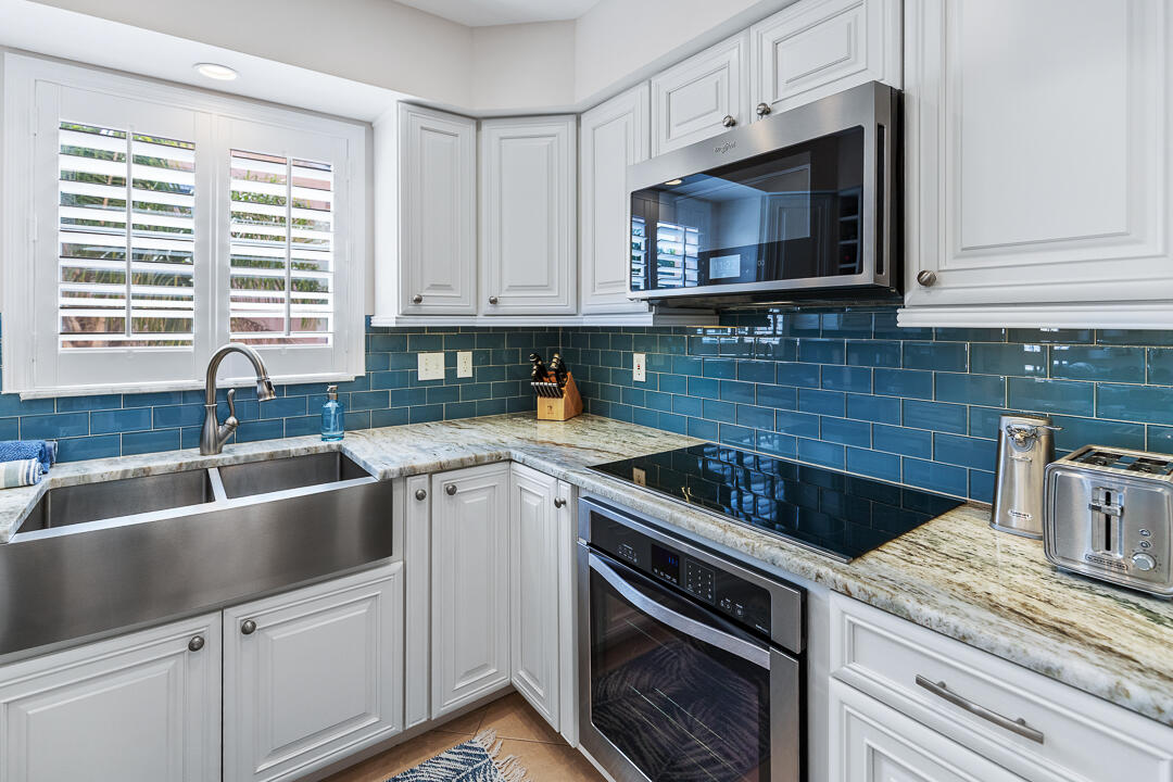 2950 SE Ocean Boulevard 109-304