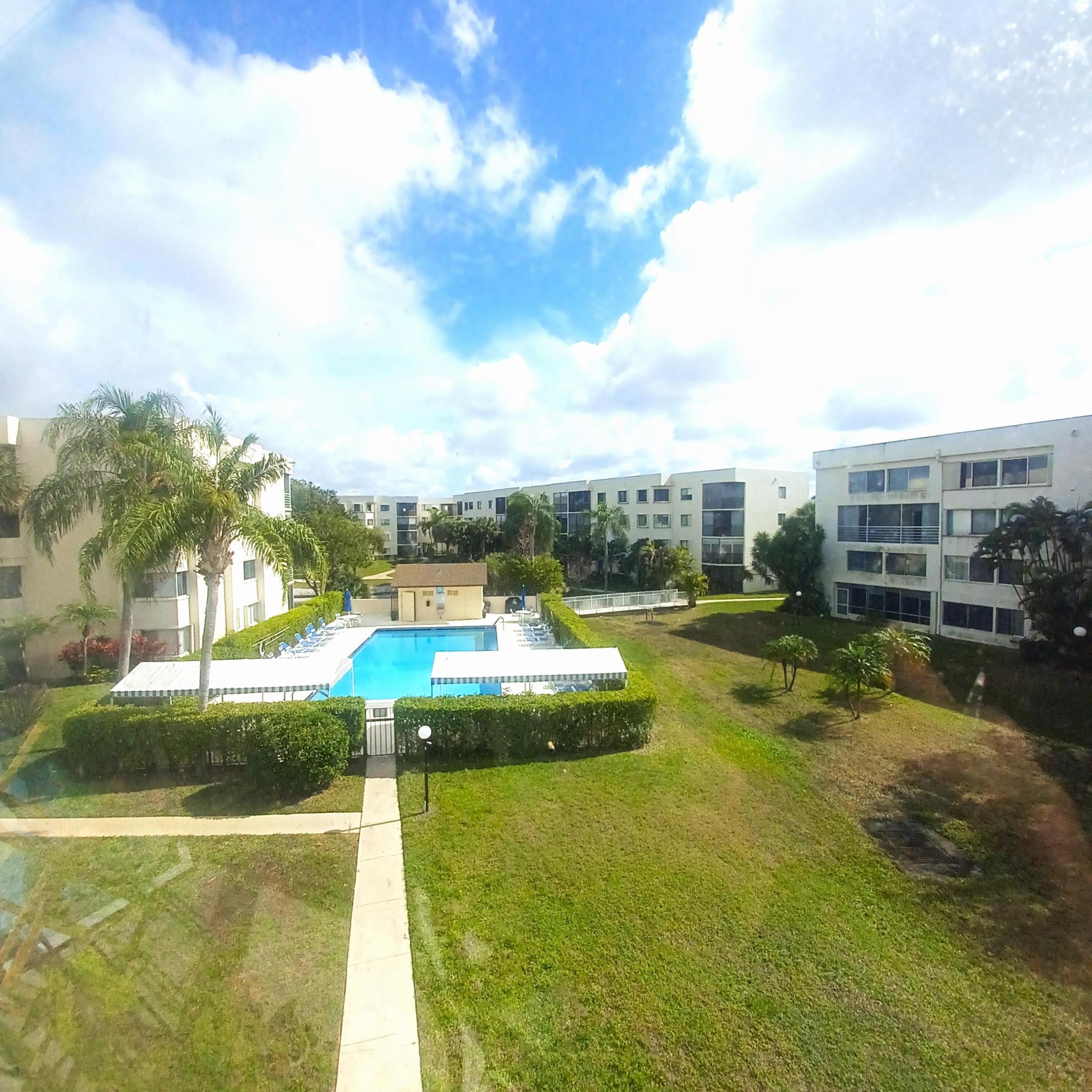 POINCIANA LAKES CONDO - Residential