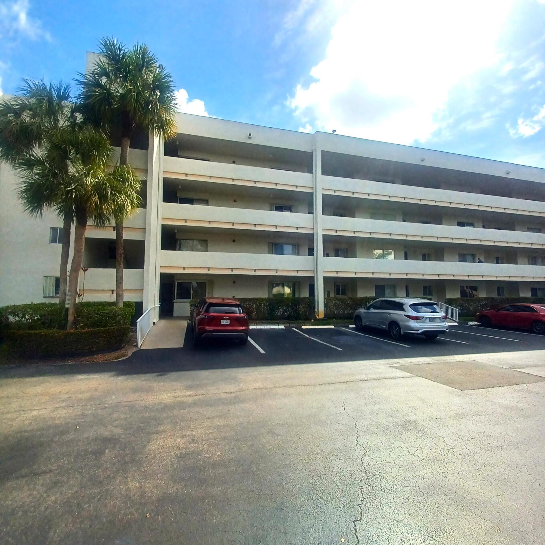 POINCIANA LAKES CONDO - Residential