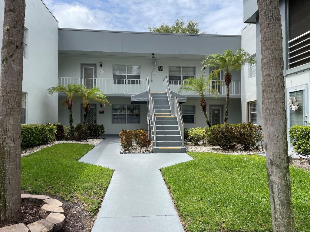 Photo of 621 Normandy M #621 M, Delray Beach, FL 33484 (MLS # F10509878)