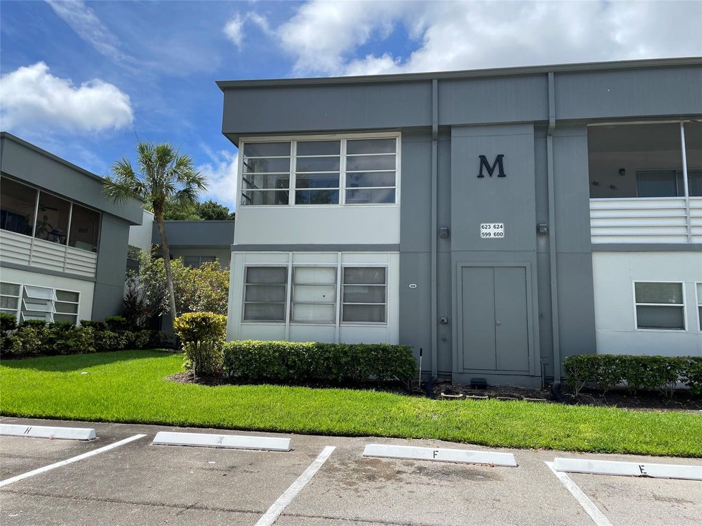 Photo of 621 Normandy M #621 M, Delray Beach, FL 33484 (MLS # F10509878)
