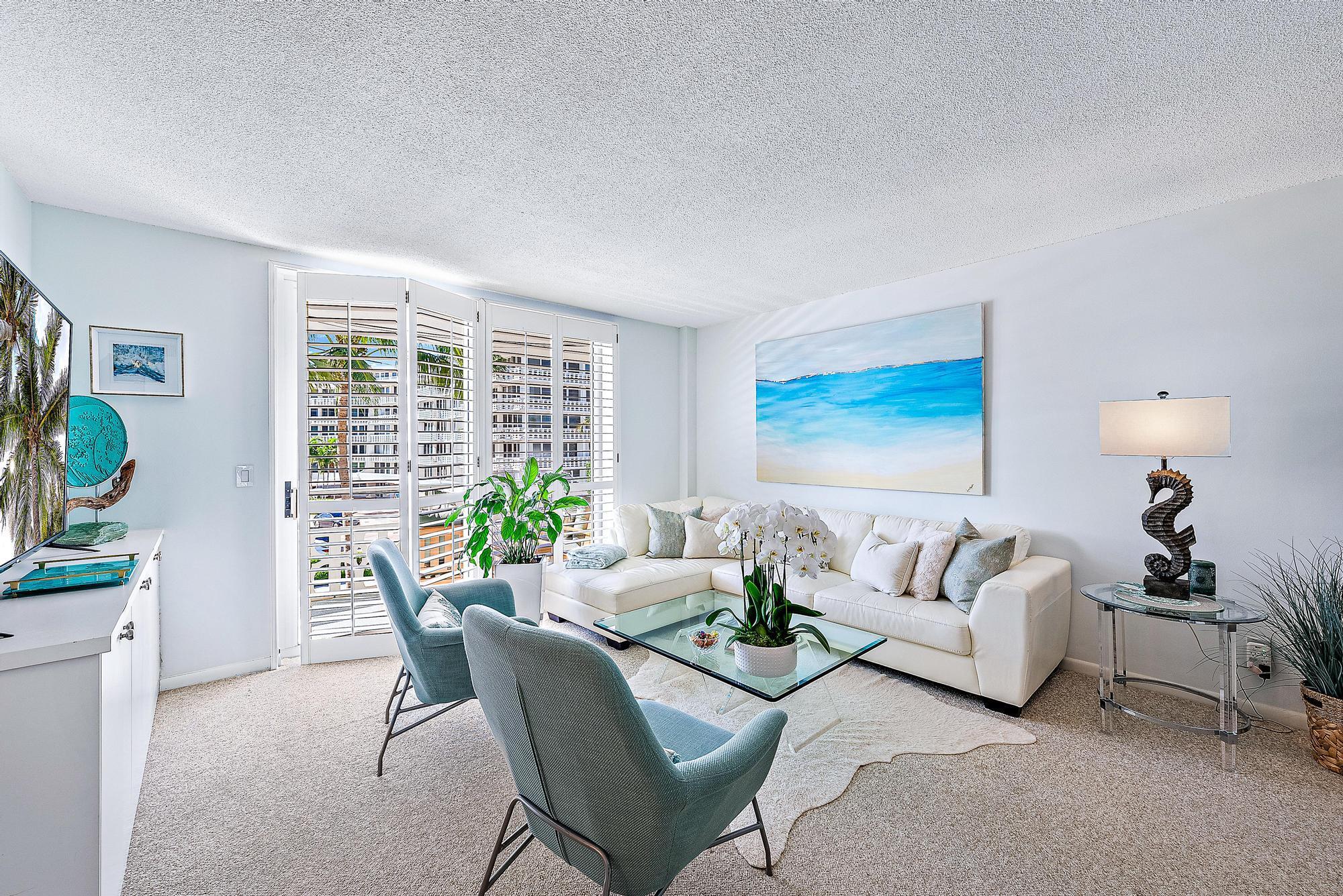 139 Sunrise Avenue 306